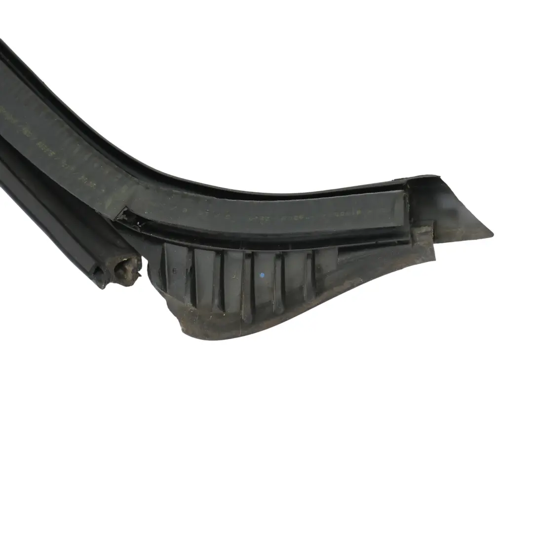 Dachdichtungs Führung Gummi Rahmen Dichtung für Audi TT 8J Coupe Roadster mit Teilenummer 8J7845353D Audi TT 8J Coupe Roadster Dachdichtungs Führung Gummi Rahmen Dichtung - SKU 8J7845353D - Teilenummer 8J7845353D