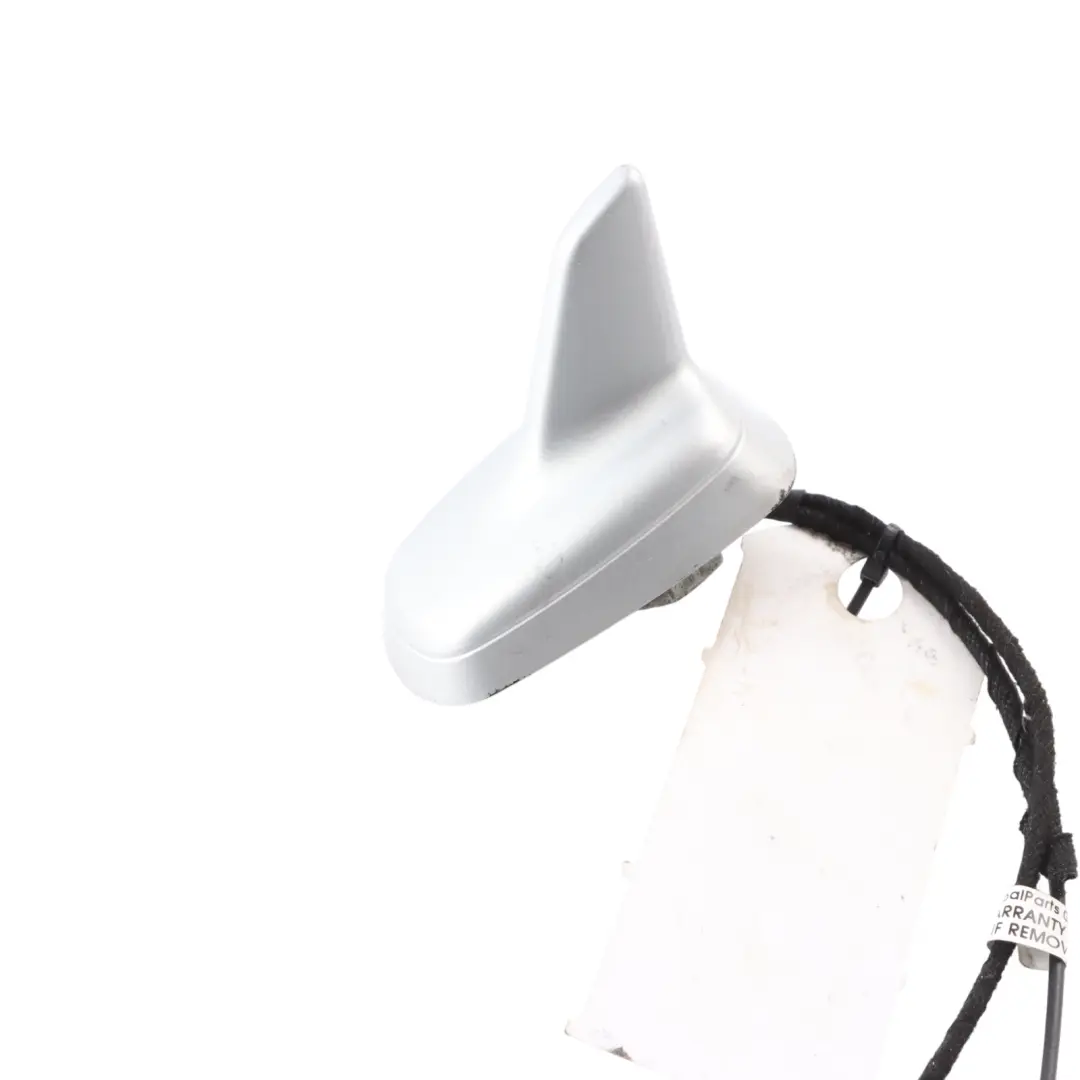 Antenna Aerial Roof Top Shark Arrow Grey Pearl Effect Z7W to Audi TT 8J with Part number 8J8035503F Audi TT 8J Antenna Aerial Roof Top Shark Arrow Grey Pearl Effect Z7W - SKU 8J8035503F-AGR - Part number 8J8035503F
