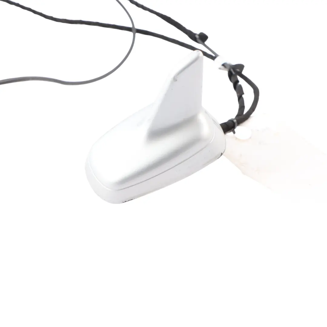 Antenna Aerial Roof Top Shark Arrow Grey Pearl Effect Z7W to Audi TT 8J with Part number 8J8035503F Audi TT 8J Antenna Aerial Roof Top Shark Arrow Grey Pearl Effect Z7W - SKU 8J8035503F-AGR - Part number 8J8035503F