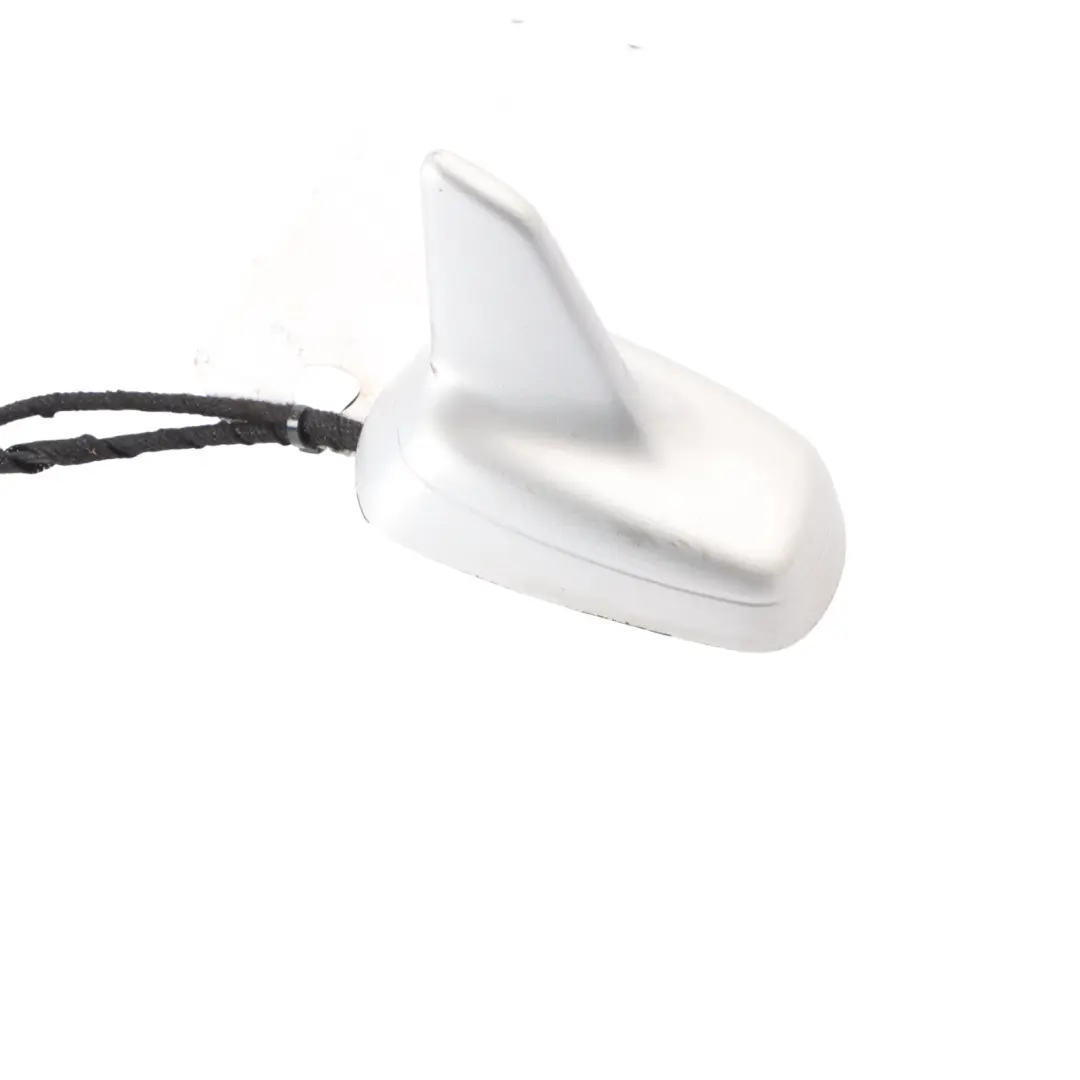 Antenna Aerial Roof Top Shark Arrow Grey Pearl Effect Z7W to Audi TT 8J with Part number 8J8035503F Audi TT 8J Antenna Aerial Roof Top Shark Arrow Grey Pearl Effect Z7W - SKU 8J8035503F-AGR - Part number 8J8035503F