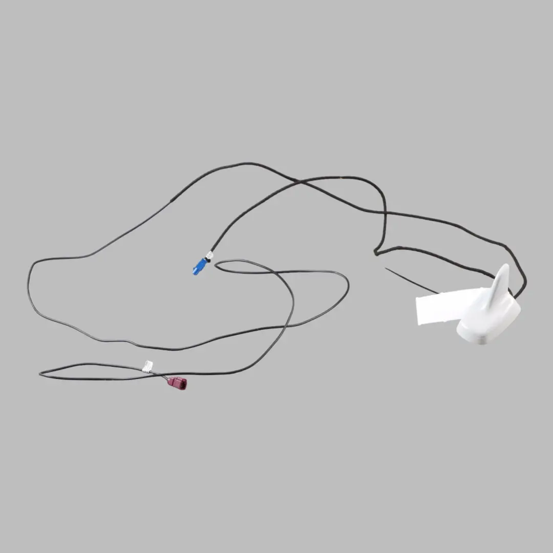 Antenna Aerial Roof Top Shark Glacier White Pearl - S9R to Audi TT 8J with Part number 8J8035503F Audi TT 8J Antenna Aerial Roof Top Shark Glacier White Pearl - S9R - SKU 8J8035503F-MGW - Part number 8J8035503F