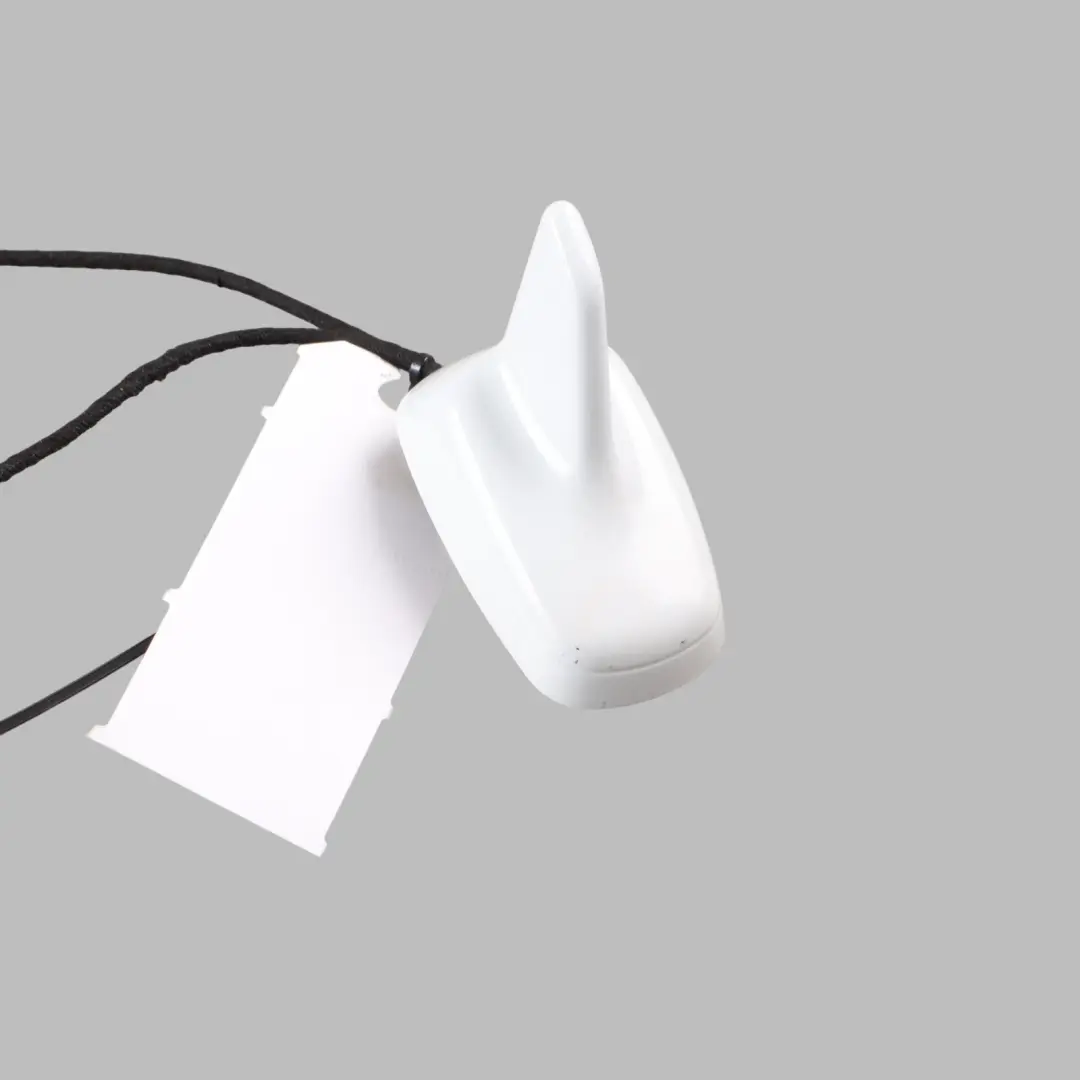 Antenna Aerial Roof Top Shark Glacier White Pearl - S9R to Audi TT 8J with Part number 8J8035503F Audi TT 8J Antenna Aerial Roof Top Shark Glacier White Pearl - S9R - SKU 8J8035503F-MGW - Part number 8J8035503F