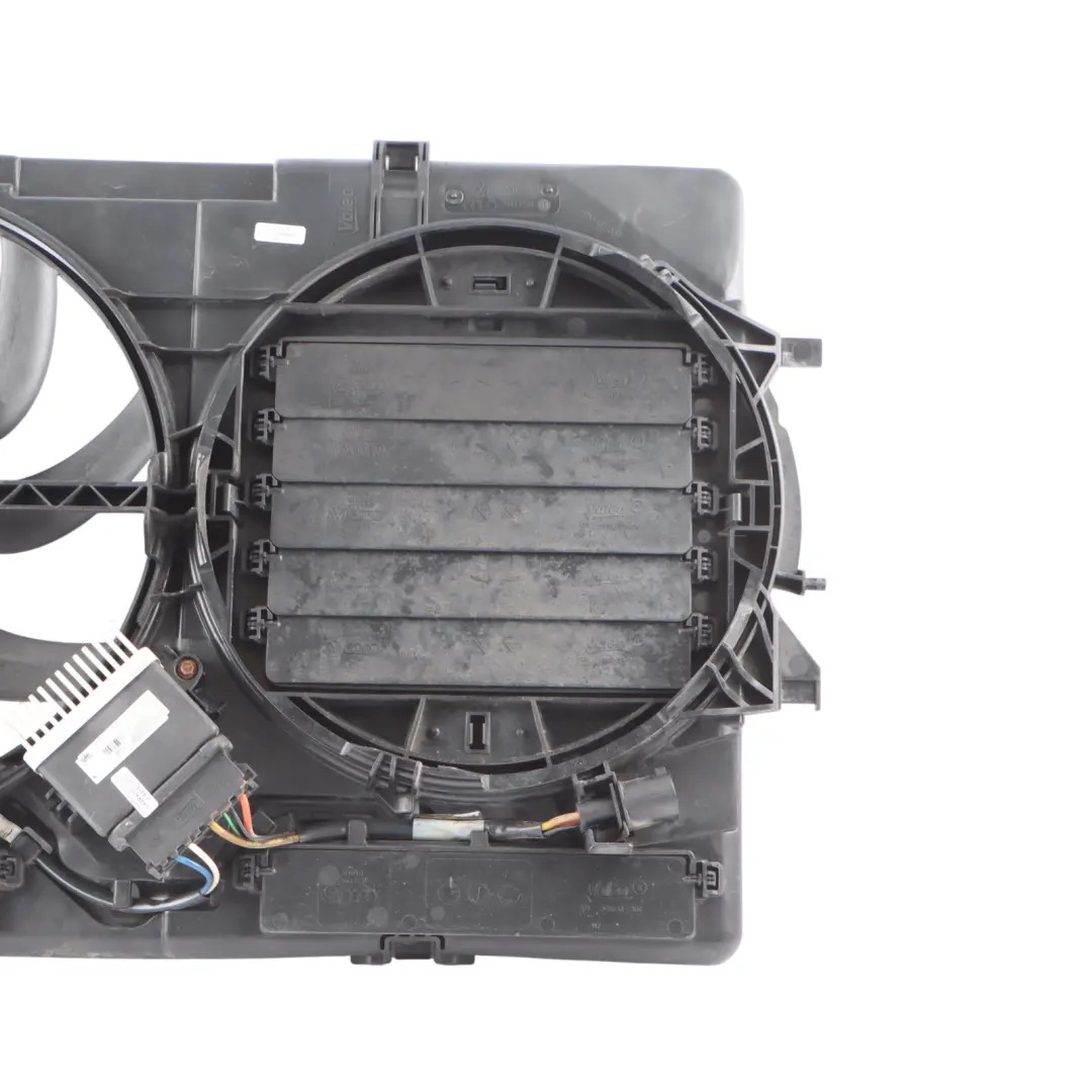 Audi A4 B8 Q5 8R Raffreddamento Motore Radiatore Ventola Pannello - SKU 8K0121003L - Numero di parte 8K0121003L