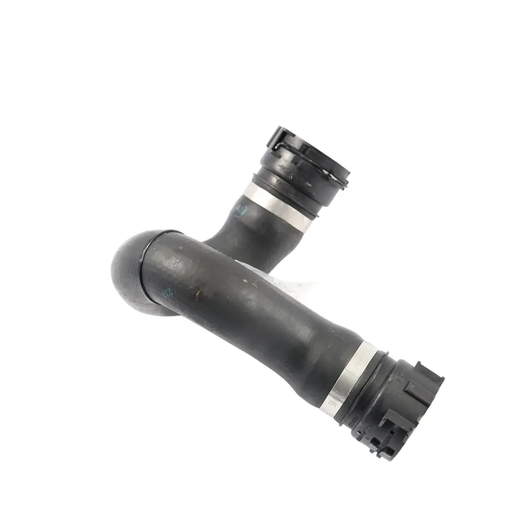 Wąż Przewód Wody Chłodnicy do Audi A4 B8 o numerze 8K0121101J Audi A4 B8 Wąż Przewód Wody Chłodnicy - SKU 8K0121101J - Numer Części 8K0121101J