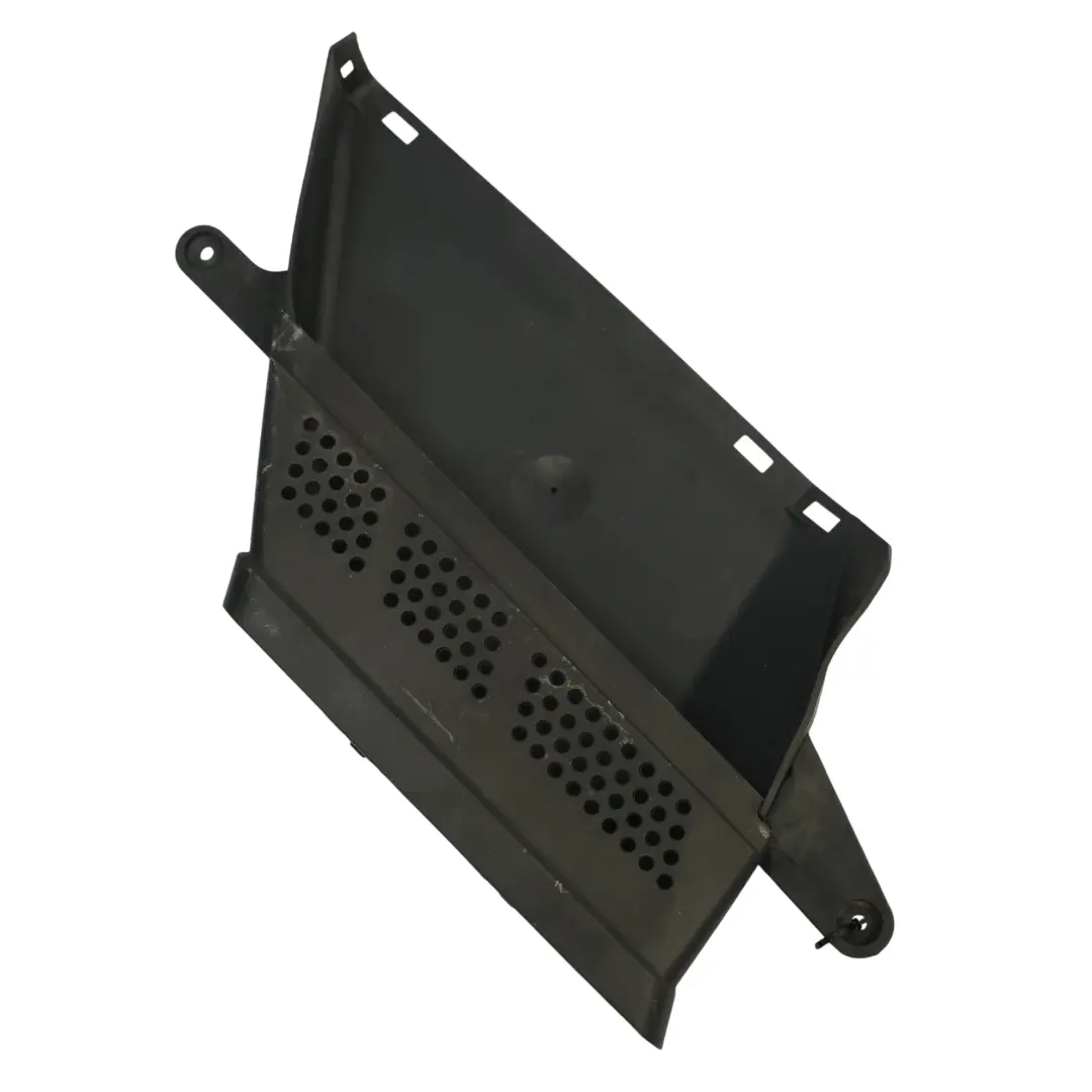 Audi A5 8T Guide Conduit Admission Air Échangeur Intermédiaire - SKU 8K0129618J - Numéro de pièce 8K0129618J