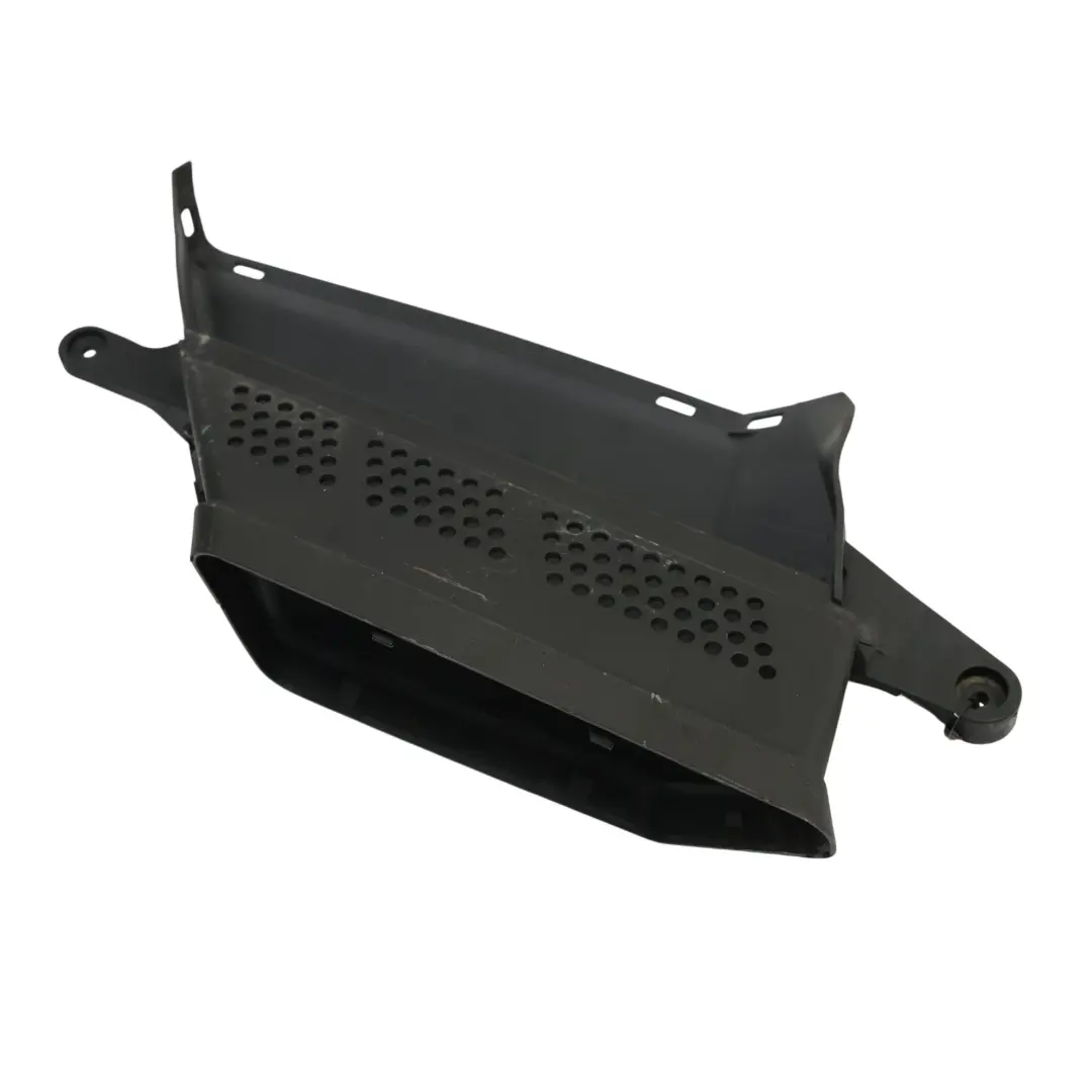 Audi A5 8T Guide Conduit Admission Air Échangeur Intermédiaire - SKU 8K0129618J - Numéro de pièce 8K0129618J