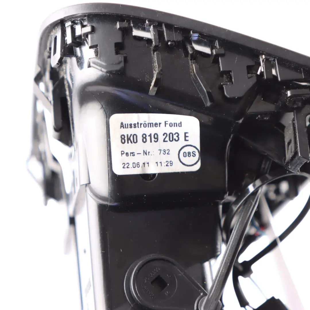Audi A5 8T A4 B8 Console centrale arrière garniture bouche d'aération - SKU 8K0819203E - Numéro de pièce 8K0819203E