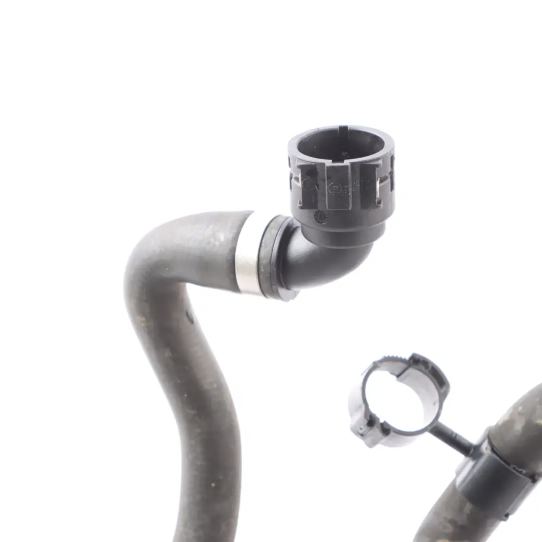 Audi A5 8T Acqua Refrigerante Tubo Flessibile Linea Tubo - SKU 8K0819334AB - Numero di parte 8K0819334AB