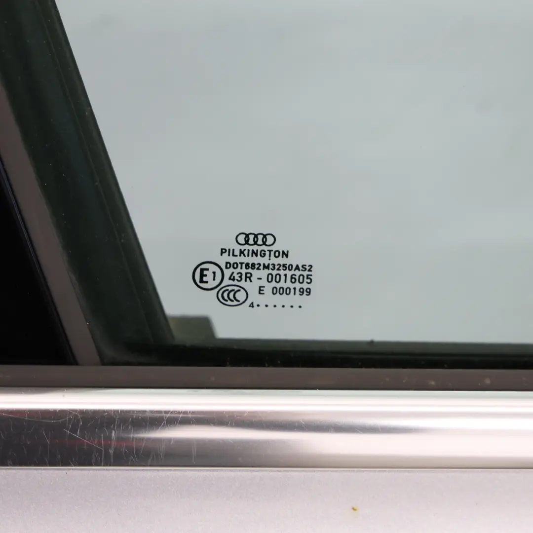 Front Door Right O/S Foil Silver Metallic - Z7G to Audi A4 B8 with Part number 8K0831052J Audi A4 B8 Front Door Right O/S Foil Silver Metallic - Z7G - SKU 8K0831052J-FSI - Part number 8K0831052J