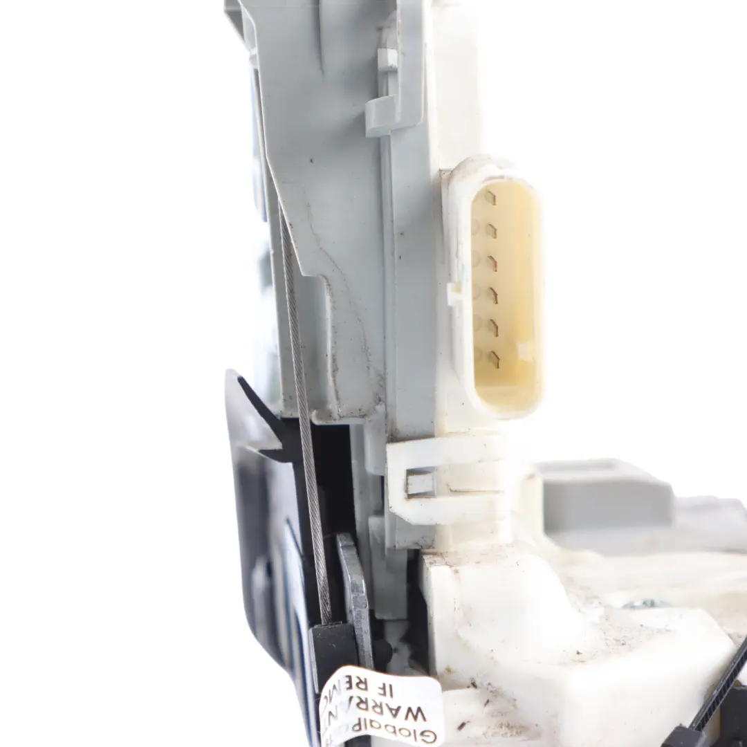 Hintere Türverriegelung Schlossfalle Betätiger Links für Audi Q5 8R mit Teilenummer 8K0839015F Audi Q5 8R Hintere Türverriegelung Schlossfalle Betätiger Links - SKU 8K0839015F - Teilenummer 8K0839015F