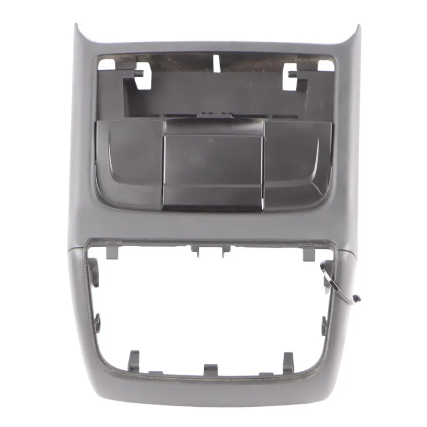 Audi A4 B8 Port d'alimentation Prise courant 12V Panneau recouvrement 8K0864376