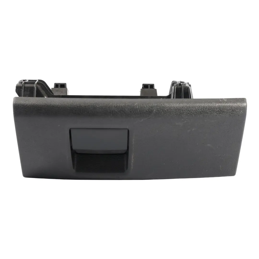 Audi A4 B8 Asiento Delantero Compartimento Debajo Bandeja Izquierda 8K0882601C - SKU 8K0882601B - Número de pieza 8K0882601B