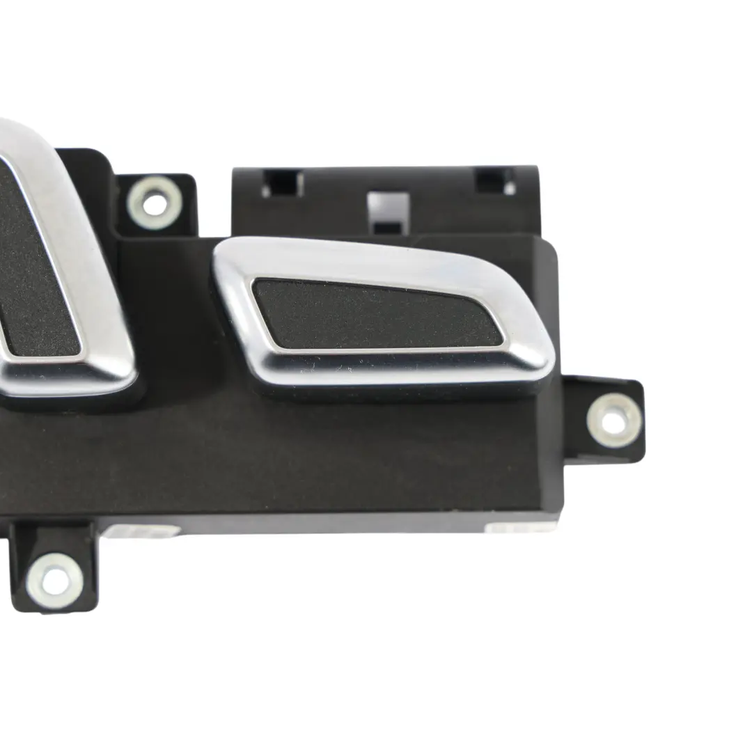 Panel Botones Control Asiento Delantero Derecho para Audi S4 B8 con número de pieza 8K0959748C Audi S4 B8 Panel Botones Control Asiento Delantero Derecho - SKU 8K0959748C - Número de pieza 8K0959748C