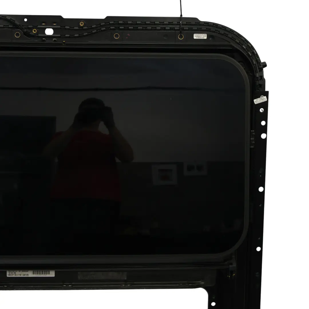 Sliding Roof Audi A4 S4 B8 Saloon Sunroof Glass Assembly Frame AS3 to with Part number 8K5877049A Sliding Roof Audi A4 S4 B8 Saloon Sunroof Glass Assembly Frame AS3 - SKU 8K5877049A - Part number 8K5877049A