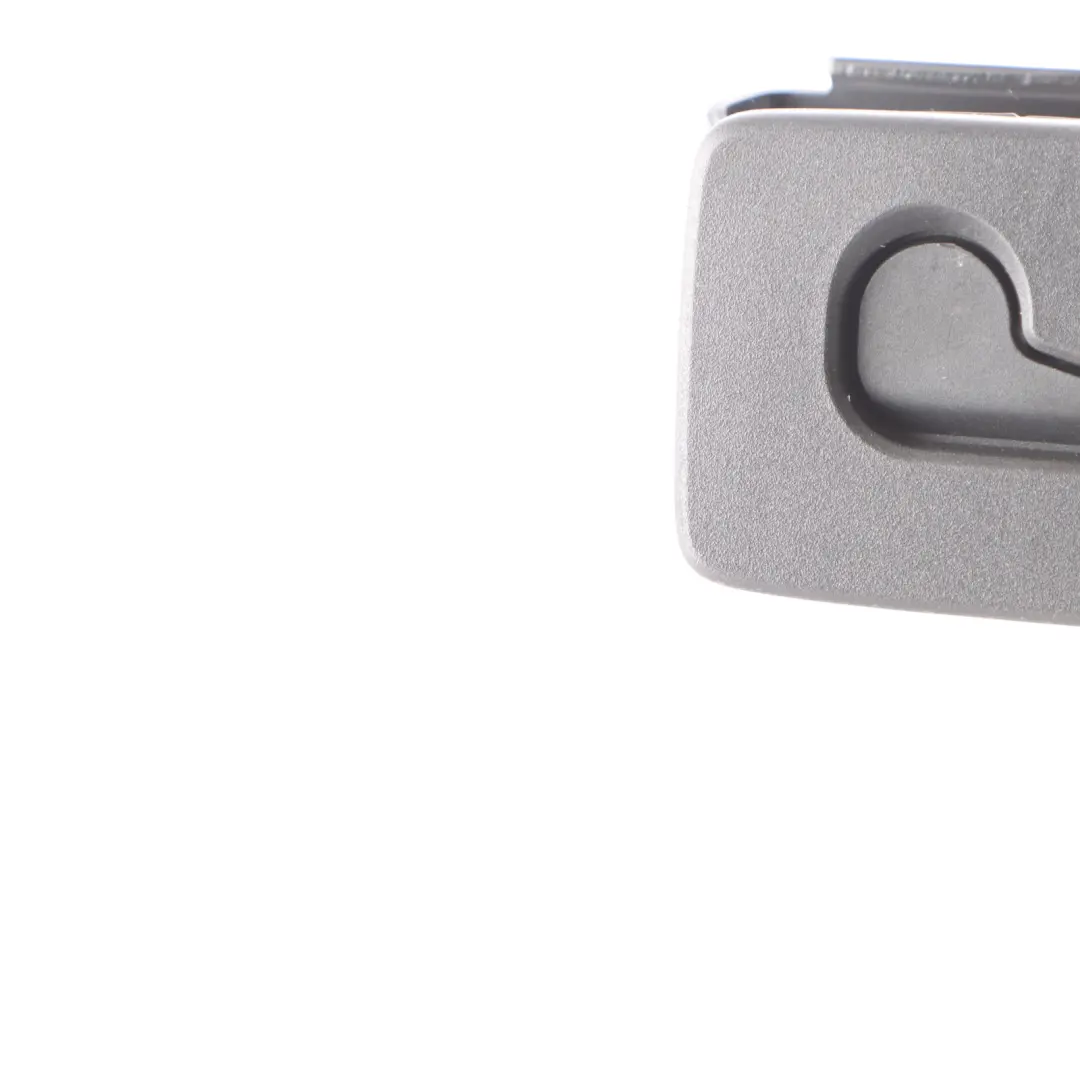 Gancho Retención Equipaje Maletero Derecho para Audi Q5 8R A4 B8 con número de pieza 8K9861736 Audi Q5 8R A4 B8 Gancho Retención Equipaje Maletero Derecho - SKU 8K9861736-1 - Número de pieza 8K9861736
