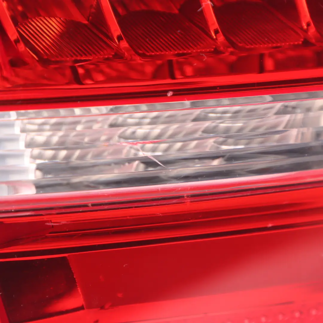 Fanale Posteriore Fanale LED Interno Sinistro per Audi RS4 B8 Avant con numero di parte 8K9945093E Audi RS4 B8 Avant Fanale Posteriore Fanale LED Interno Sinistro - SKU 8K9945093E - Numero di parte 8K9945093E