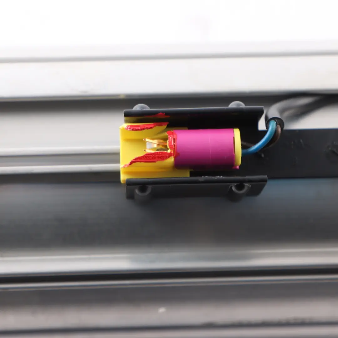 Audi TT 8N A3 8L Beifahrer Armaturenbrett Vorne Airbag Modul - SKU 8L0880202E - Teilenummer 8L0880202E