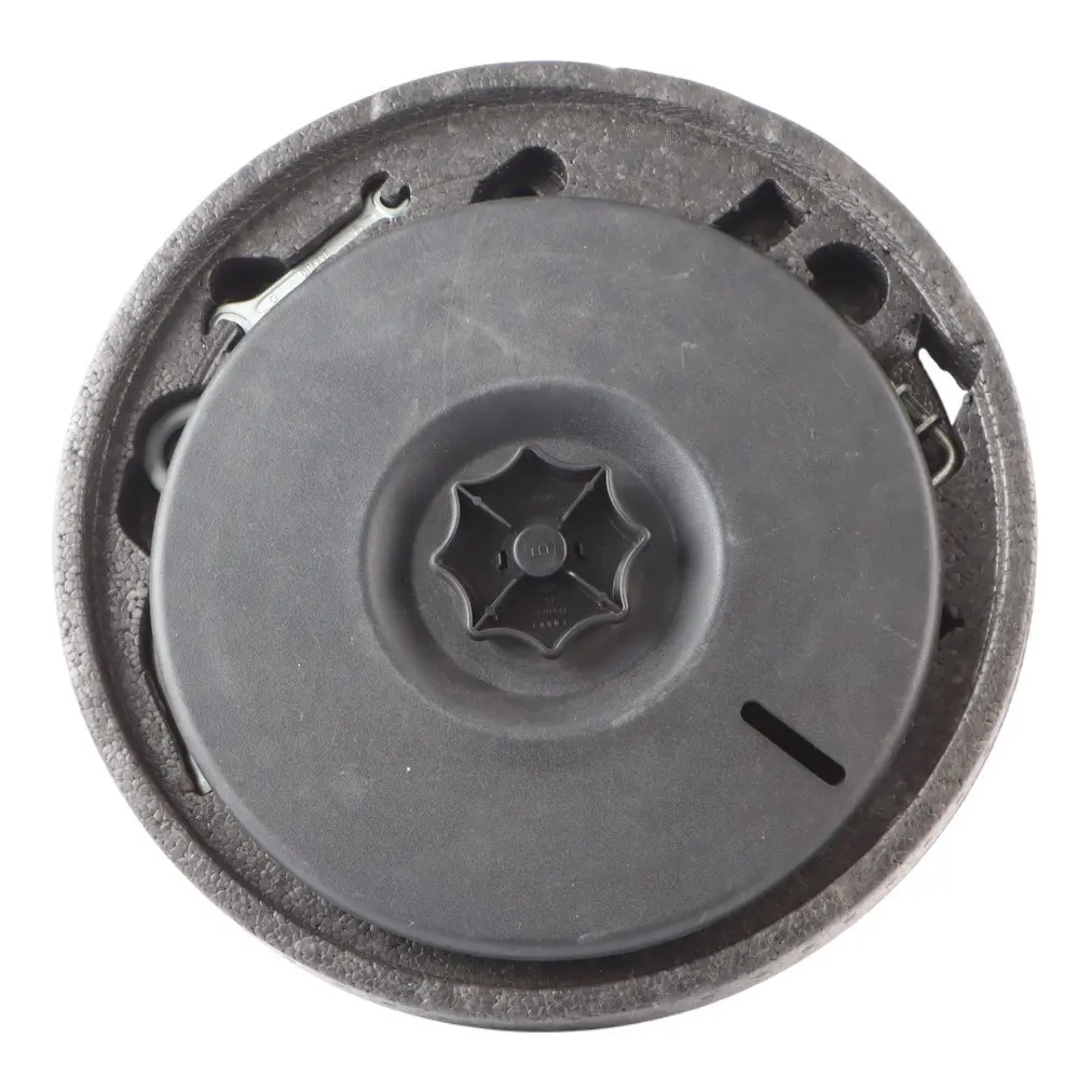 8N Boot Emergency Car Jack Spare Wheel Lifter Tool Kit Set to Audi TT with Part number 8N0012109K Audi TT 8N Boot Emergency Car Jack Spare Wheel Lifter Tool Kit Set - SKU 8N0012109K - Part number 8N0012109K