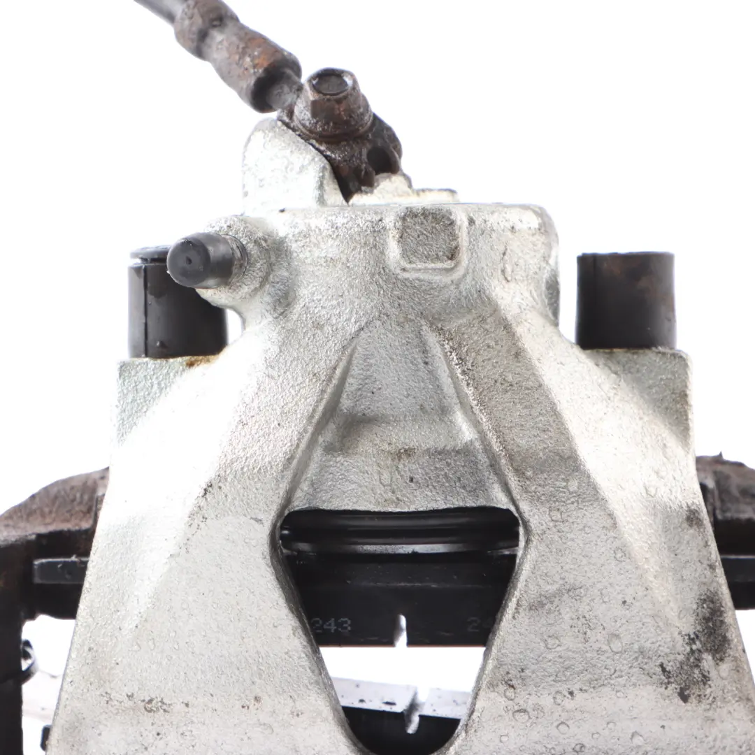 8N Front Axle Brake Caliper Braking Unit Right O/S to Audi TT with Part number 8N0615124 Audi TT 8N Front Axle Brake Caliper Braking Unit Right O/S - SKU 8N0615124 - Part number 8N0615124