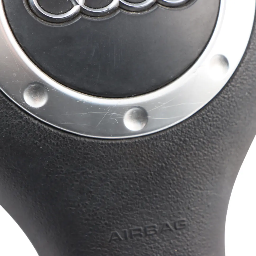 Mk1 8N Steering Wheel Driver's Air Module to Audi TT with Part number 8N0880201G Audi TT Mk1 8N Steering Wheel Driver's Air Module - SKU 8N0880201G - Part number 8N0880201G