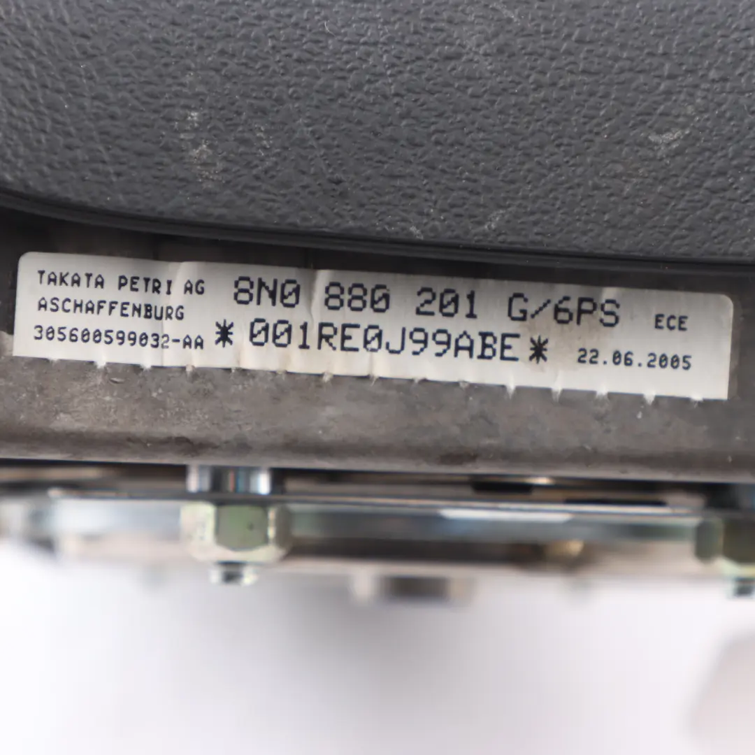 Mk1 8N Steering Wheel Driver's Air Module to Audi TT with Part number 8N0880201G Audi TT Mk1 8N Steering Wheel Driver's Air Module - SKU 8N0880201G - Part number 8N0880201G