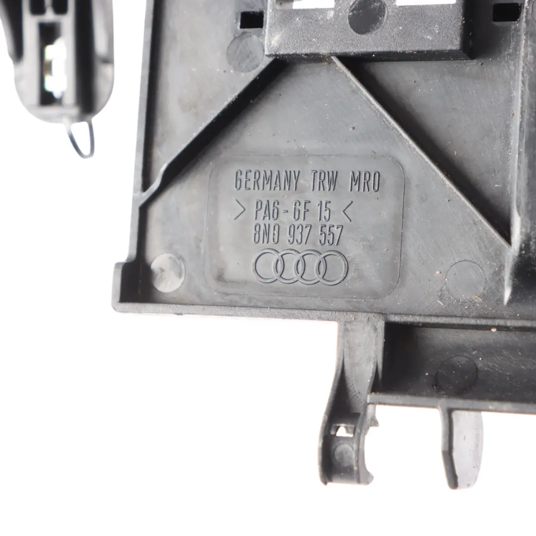 Audi TT 8N Tapa Bandeja Batería Caja Fusibles Distribución Corriente - SKU 8N0937557 - Número de pieza 8N0937557
