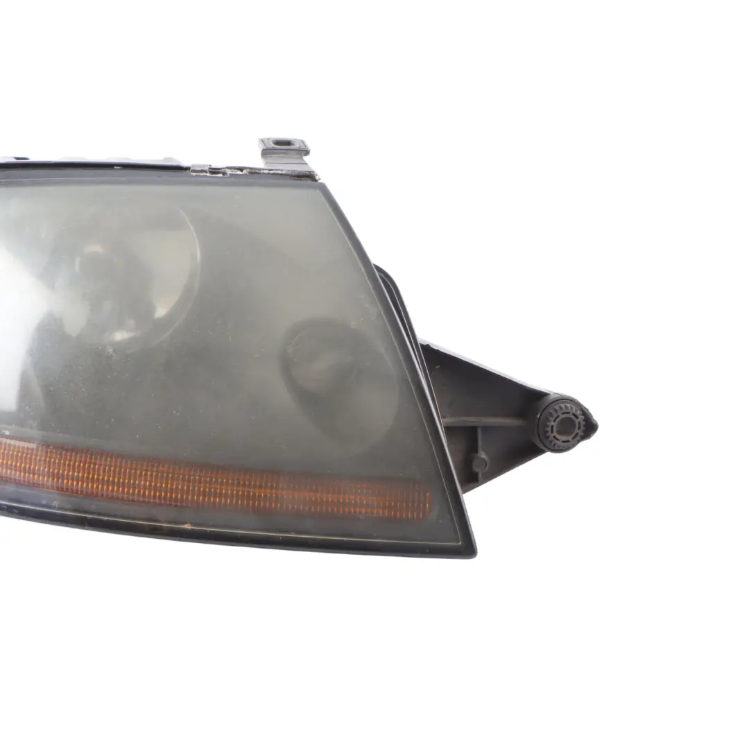 8N Front Lamp Headlight Halogen Right O/S to Audi TT with Part number 8N0941004BF Audi TT 8N Front Lamp Headlight Halogen Right O/S - SKU 8N0941004BF - Part number 8N0941004BF
