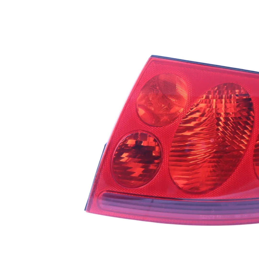 Audi TT 8N Mk1 Tail Light Rear Right O/S Lamp Cluster - SKU 8N0945096A - Part number 8N0945096A