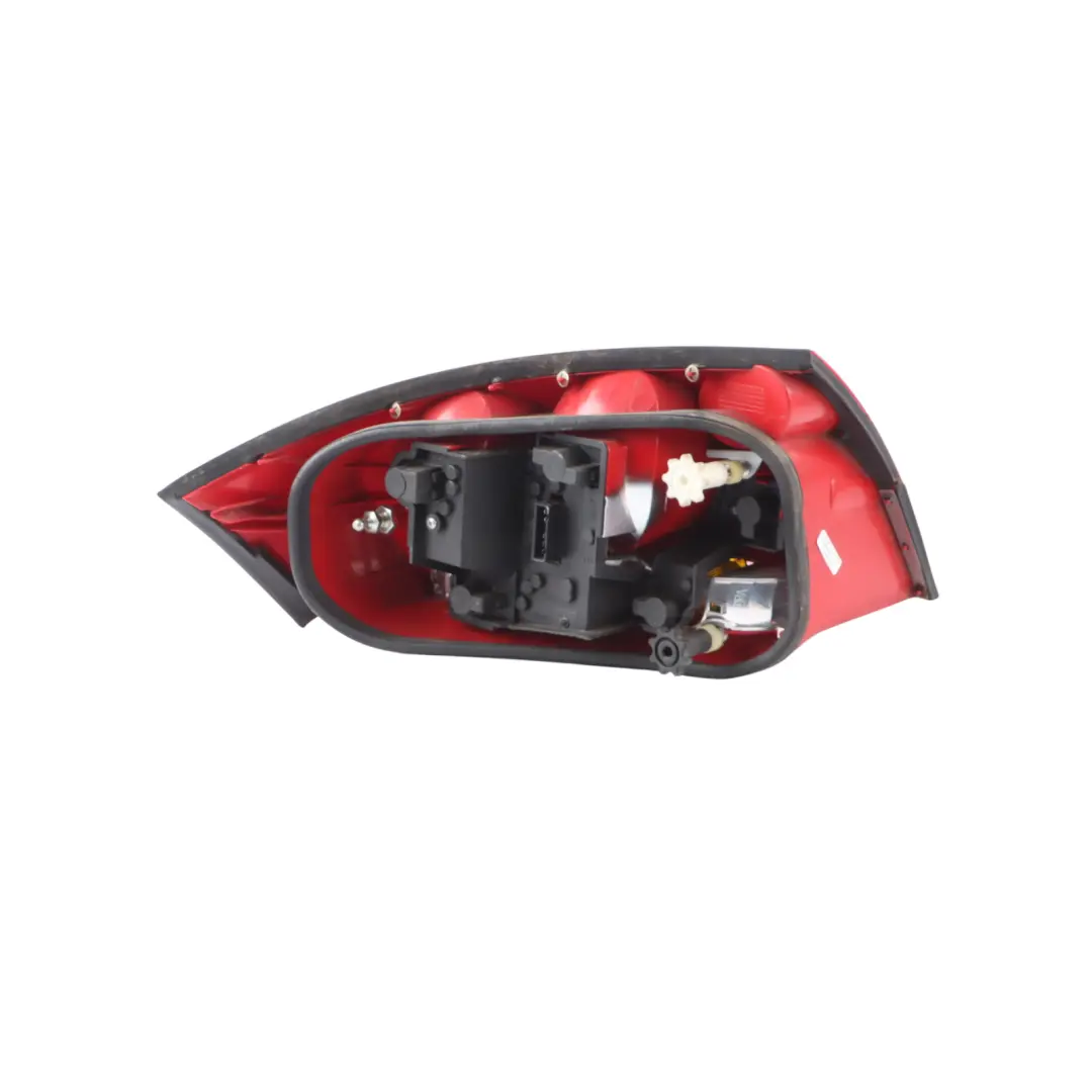 8N Mk1 Tail Light Rear Right O/S Lamp Cluster to Audi TT with Part number 8N0945096A Audi TT 8N Mk1 Tail Light Rear Right O/S Lamp Cluster - SKU 8N0945096A - Part number 8N0945096A
