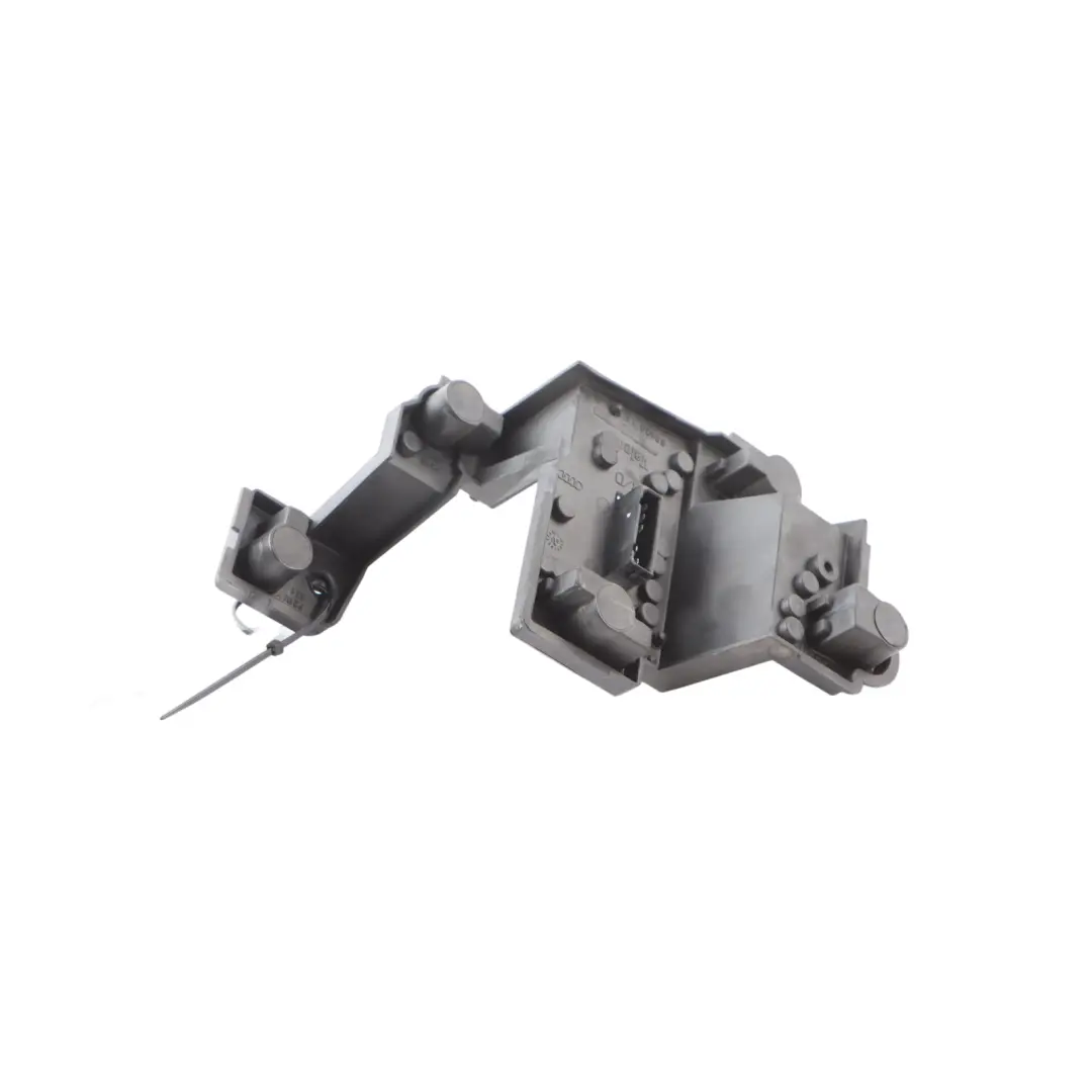 8N Mk1 Tail Light Bulb Holder Socket Bracket Right O/S to Audi TT with Part number 8N0945258 Audi TT 8N Mk1 Tail Light Bulb Holder Socket Bracket Right O/S - SKU 8N0945258 - Part number 8N0945258