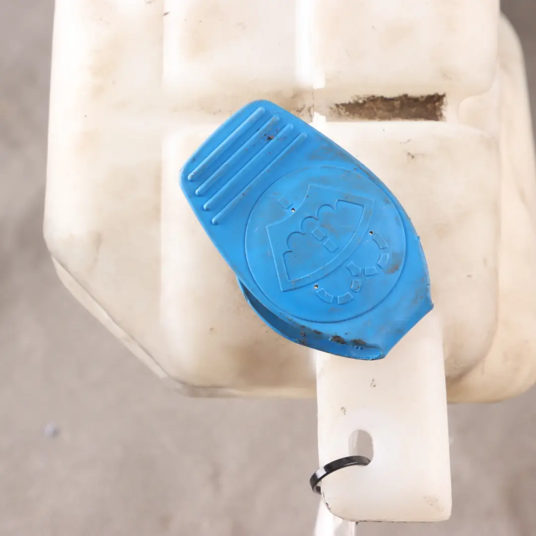 Windscreen Washer Tank Audi TT 8N Cleaning Fluid Bottle Reservoir to with Part number 8N0955453A Windscreen Washer Tank Audi TT 8N Cleaning Fluid Bottle Reservoir - SKU 8N0955453A - Part number 8N0955453A