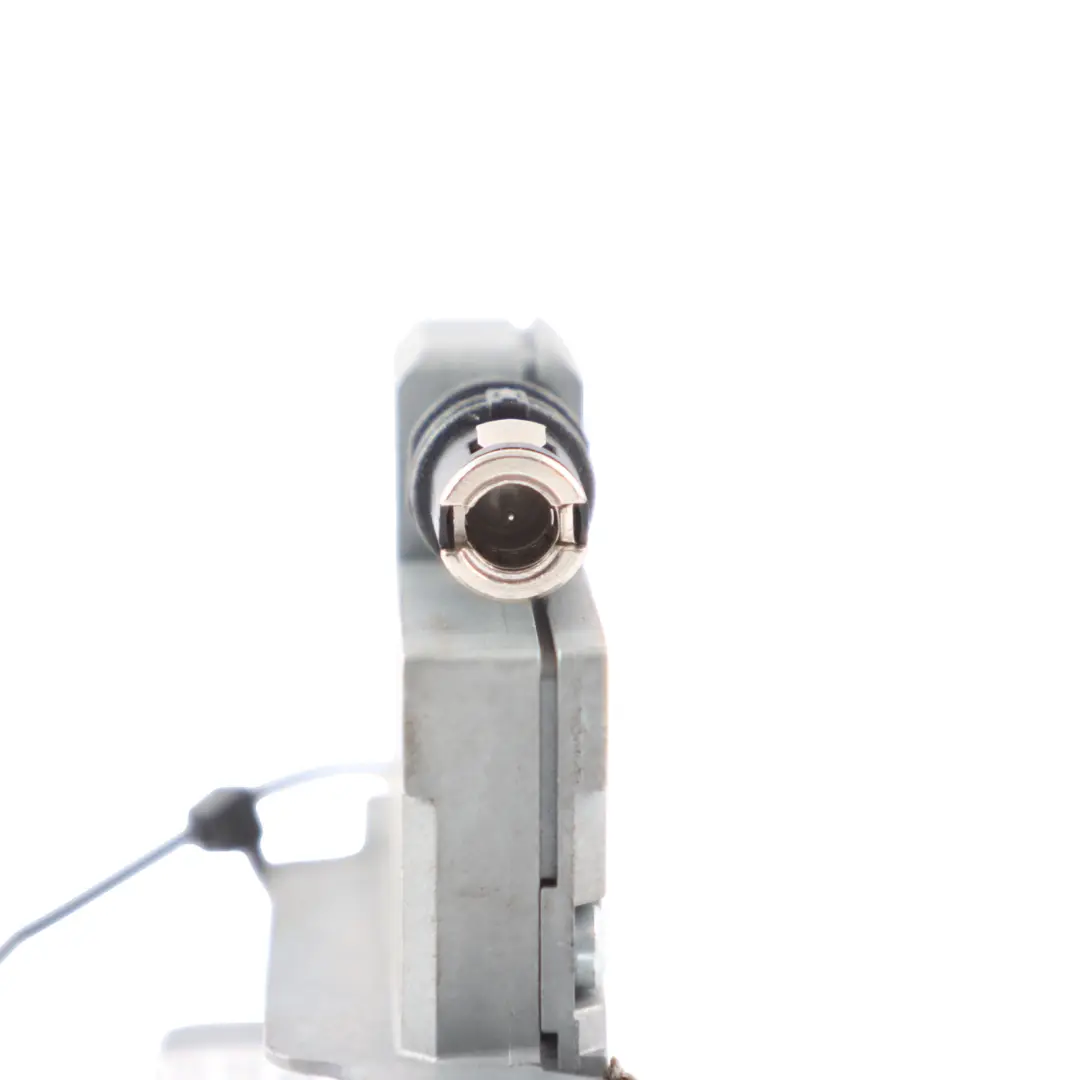 8N Antenna Amplifier Aerial Module Booster Unit to Audi TT with Part number 8N8035225 Audi TT 8N Antenna Amplifier Aerial Module Booster Unit - SKU 8N8035225 - Part number 8N8035225