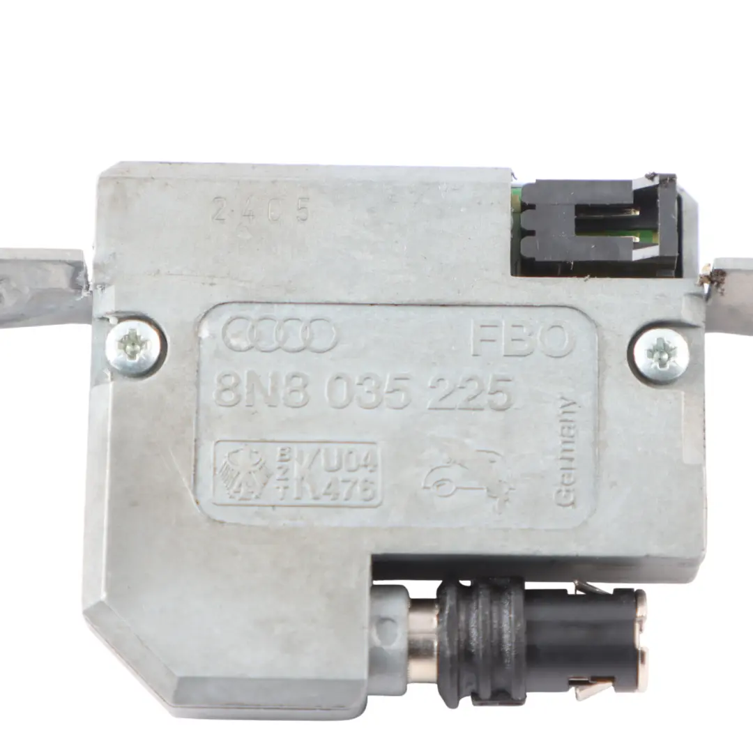 8N Antenna Amplificatore Modulo Booster D'Antenna per Audi TT con numero di parte 8N8035225 Audi TT 8N Antenna Amplificatore Modulo Booster D'Antenna - SKU 8N8035225 - Numero di parte 8N8035225