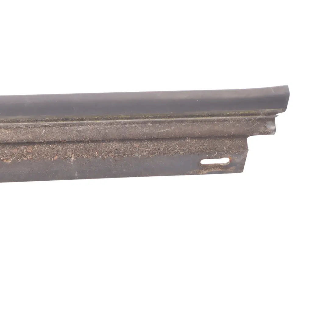 Mk1 8N Coupé Striscia Guarnizione Esterno Anteriore Sinistro per Audi TT con numero di parte 8N8837477A Audi TT Mk1 8N Coupé Striscia Guarnizione Esterno Anteriore Sinistro - SKU 8N8837477A - Numero di parte 8N8837477A