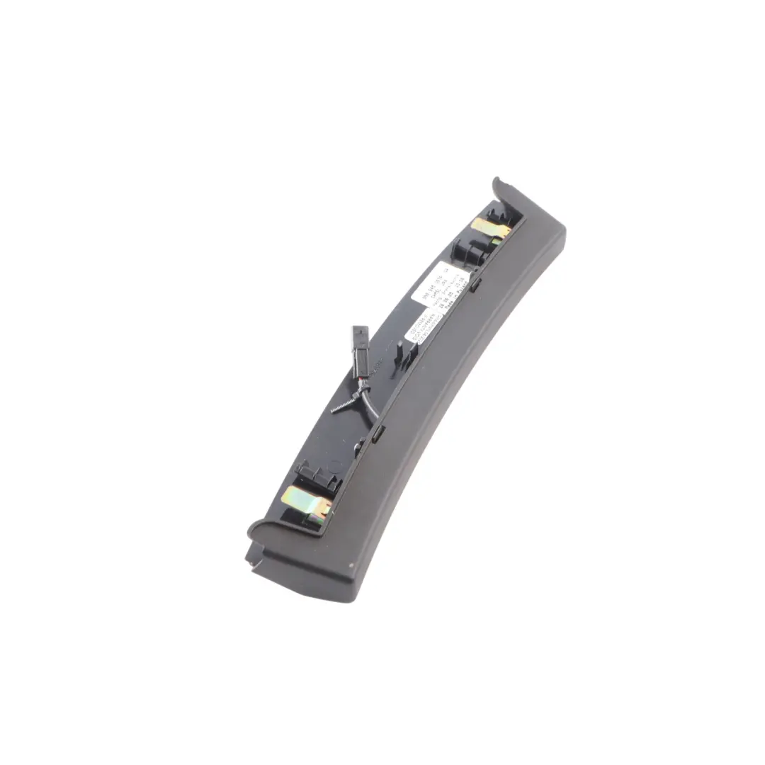 8N Luce Freno Posteriore Ausiliaria Terza Luce Stop per Audi TT con numero di parte 8N8945097A Audi TT 8N Luce Freno Posteriore Ausiliaria Terza Luce Stop - SKU 8N8945097A - Numero di parte 8N8945097A