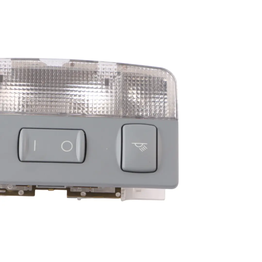 8N Luz De Techo Interior Luz Lectura Trasera Unidad Gris para Audi TT con número de pieza 8N8947111 Audi TT 8N Luz De Techo Interior Luz Lectura Trasera Unidad Gris - SKU 8N8947111 - Número de pieza 8N8947111