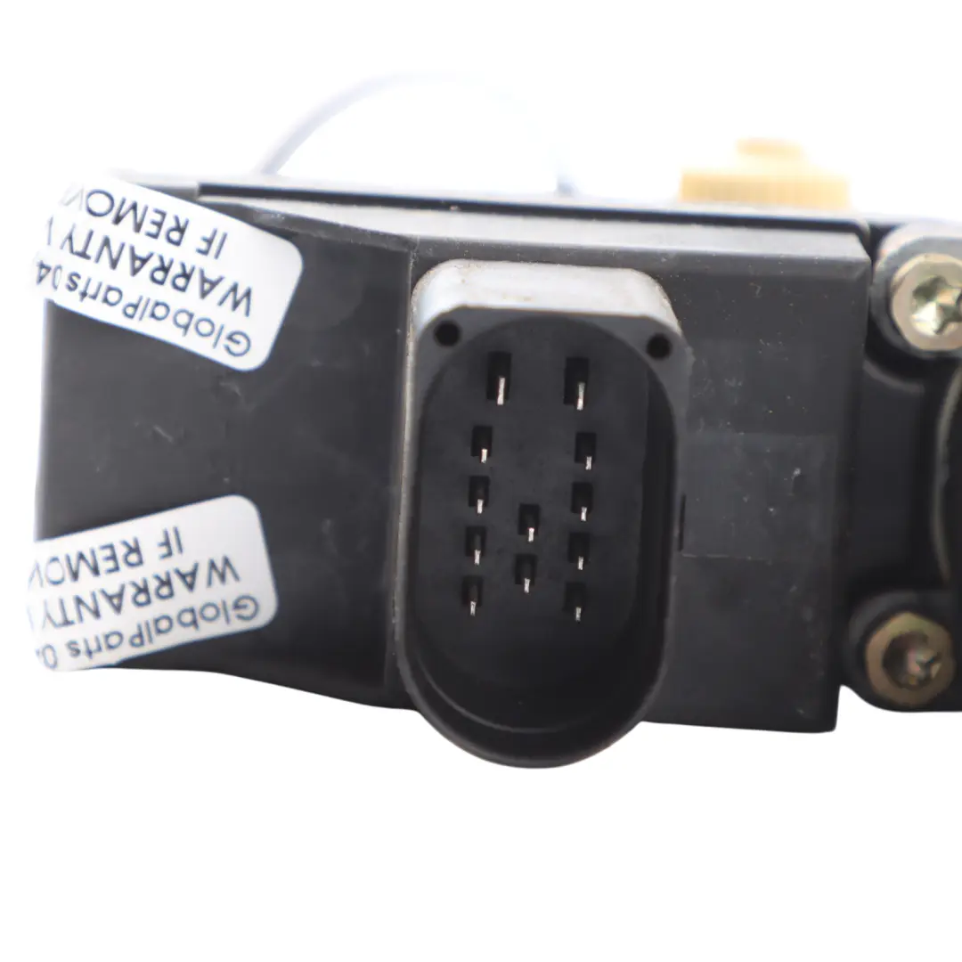 Audi TT 8N Moteur De Lève Vitre Commande De Porte Avant Droite - SKU 8N8959802E - Numéro de pièce 8N8959802E