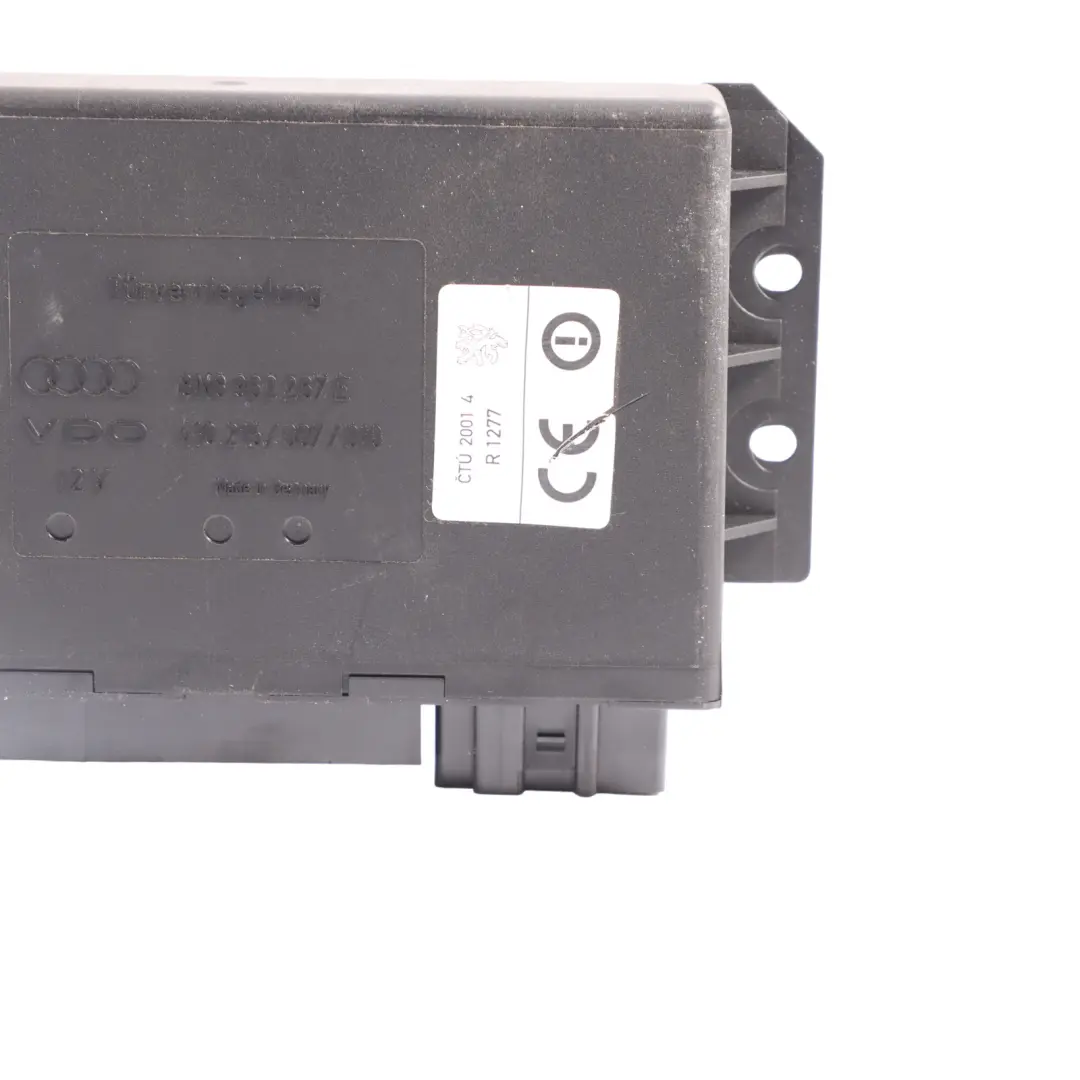 Audi TT 8N Unidad De Control De Confort De Carrocería ECU Del () - SKU 8N8962267E - Número de pieza 8N8962267E
