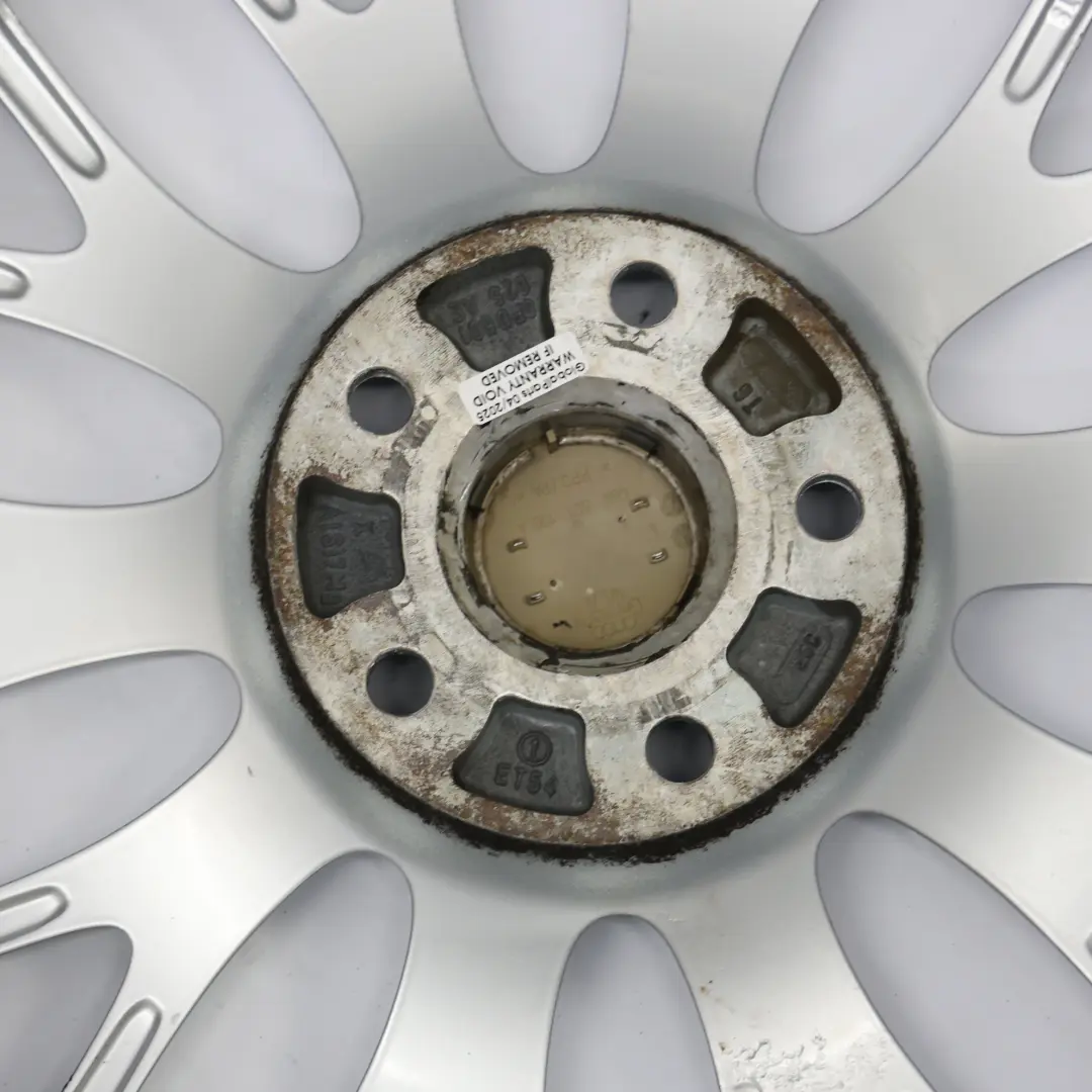 Jante Alliage Argent BBS 18" 7,5J ET:54 pour Audi A3 8P à propos du numéro de pièce 8P0601025AE Audi A3 8P Jante Alliage Argent BBS 18" 7,5J ET:54 - SKU 8P0601025AE-5 - Numéro de pièce 8P0601025AE