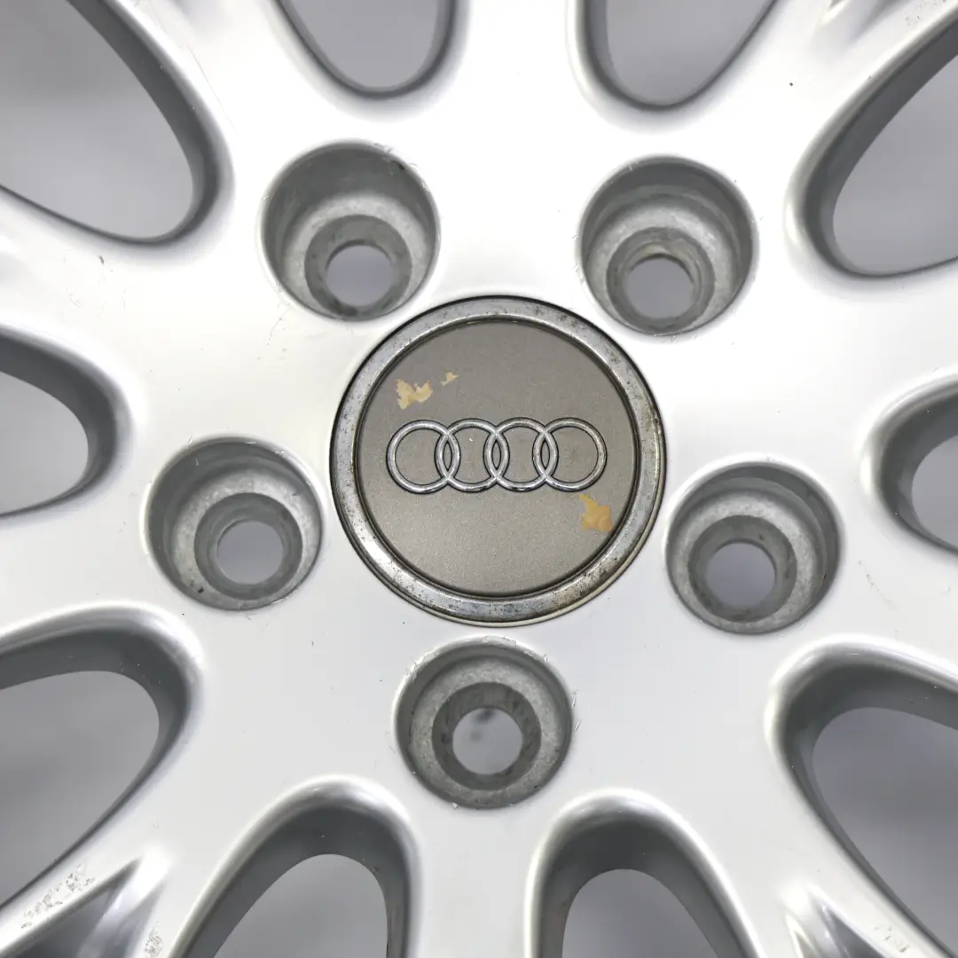 Cerchio Lega Argento BBS 18" 7,5J ET:54 per Audi A3 8P con numero di parte 8P0601025AE Audi A3 8P Cerchio Lega Argento BBS 18" 7,5J ET:54 - SKU 8P0601025AE-5 - Numero di parte 8P0601025AE