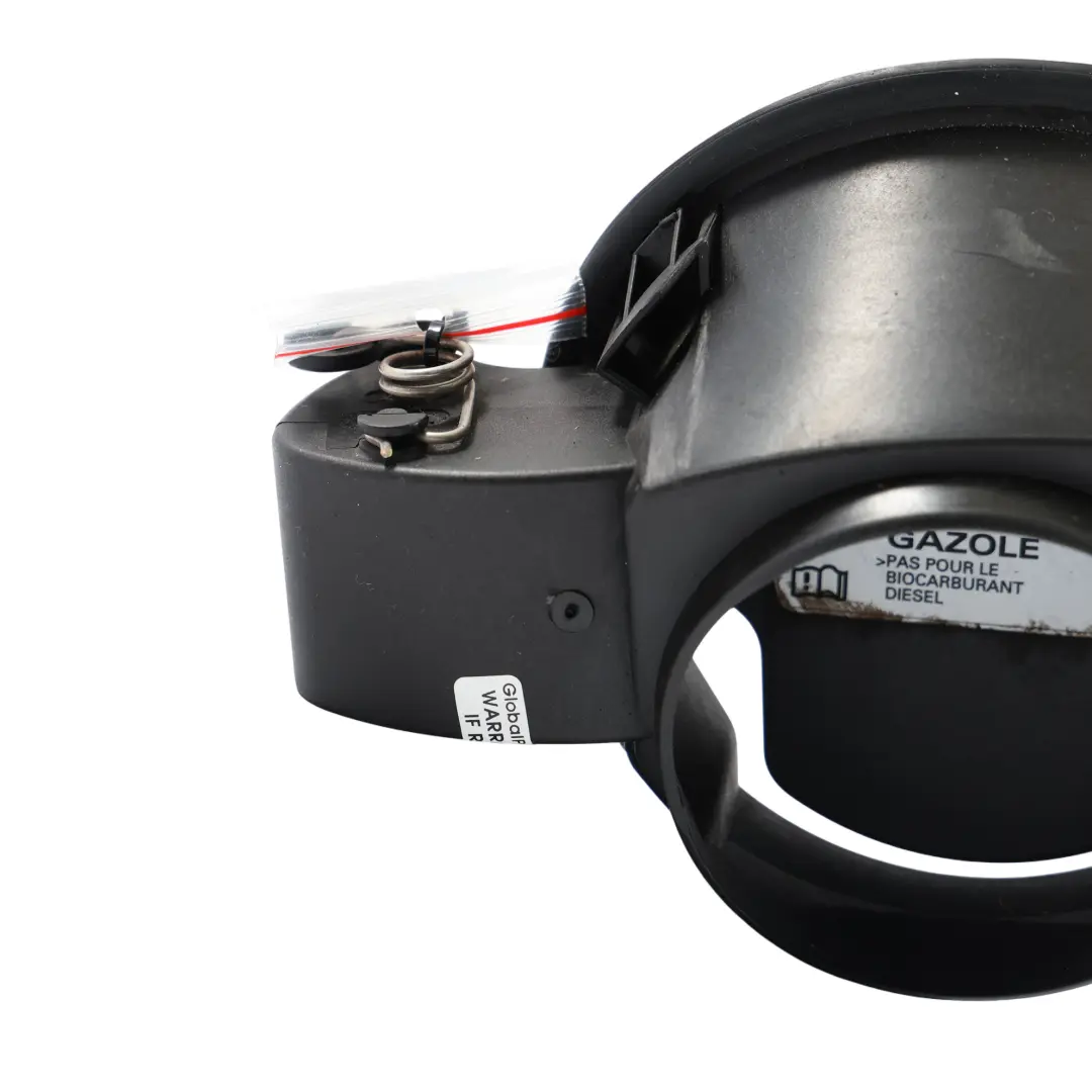Audi A3 8P Boîtier Fixation Trappe Remplissage Carburant - SKU 8P0809999D - Numéro de pièce 8P0809999D