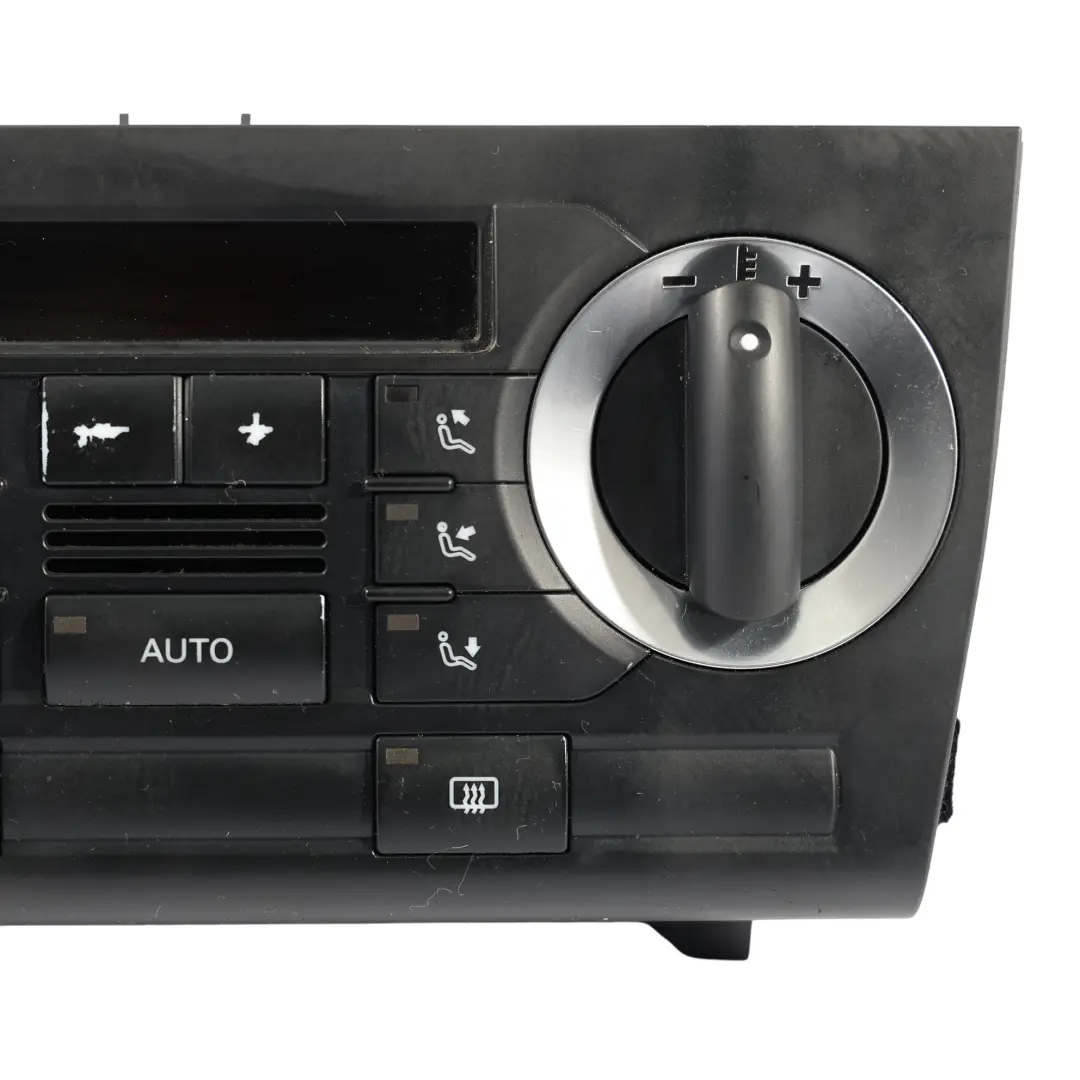 Audi A3 8P Dashboard Air Vent A/C Heater Climate Control Panel - SKU 8P0820043BC - Part number 8P0820043BC