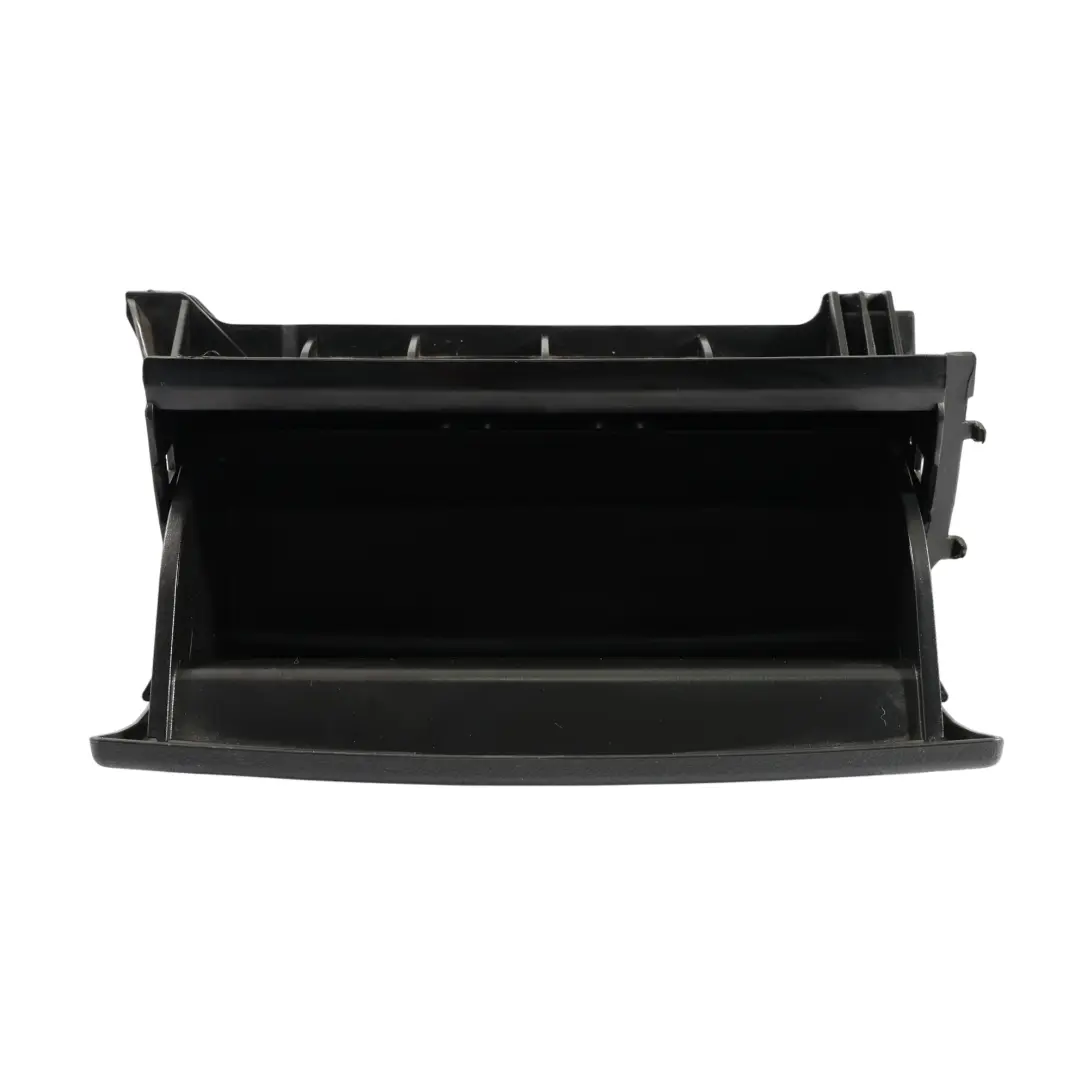 Audi A3 8P Asiento Delantero Caja Compartimento Debajo Bandeja Derecha - SKU 8P0881581 - Número de pieza 8P0881577
