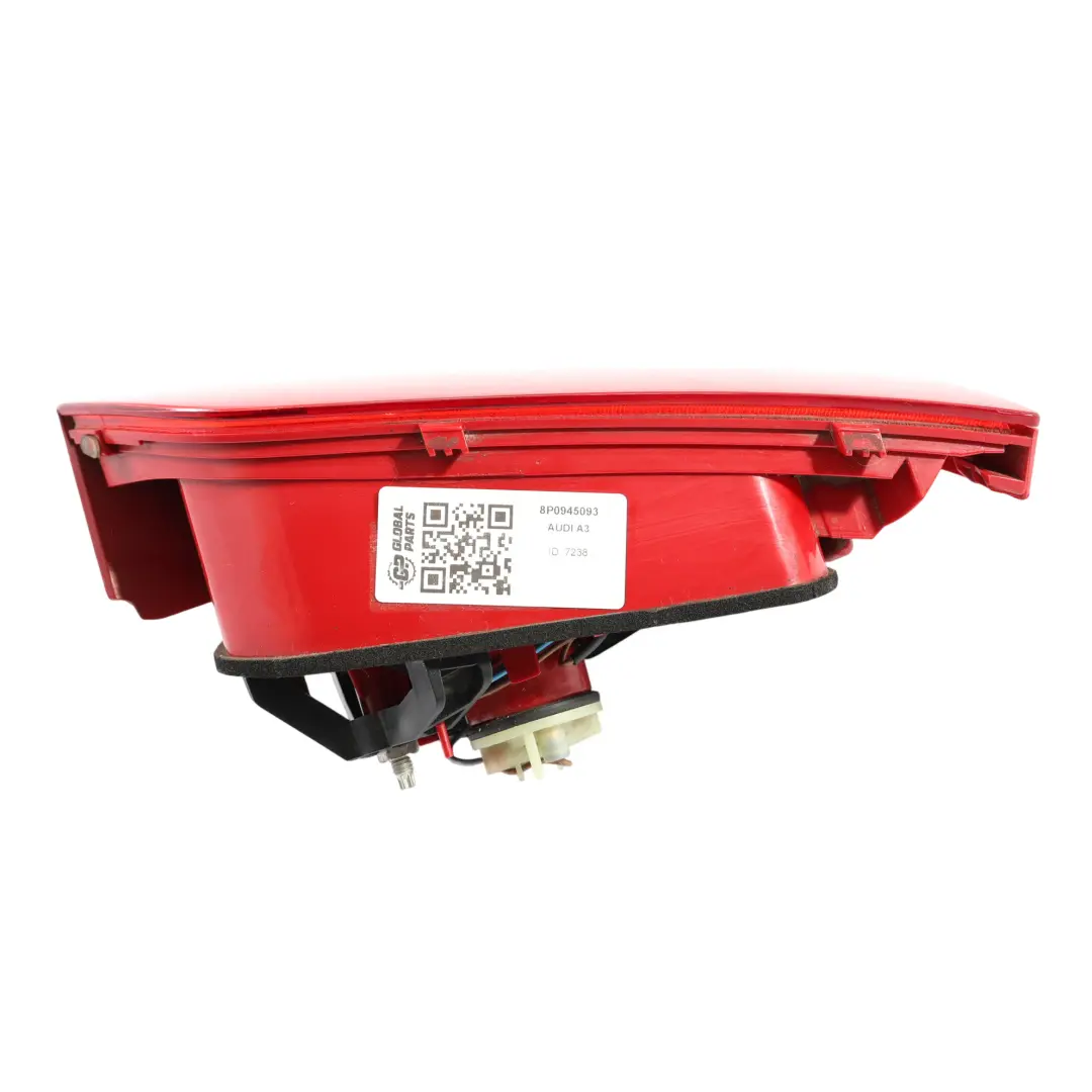 Audi A3 8P Cabrio Hintere Innere Heckklappe Licht Lampe Links 8P7945093 - SKU 8P0945093 - Teilenummer 8P0945093