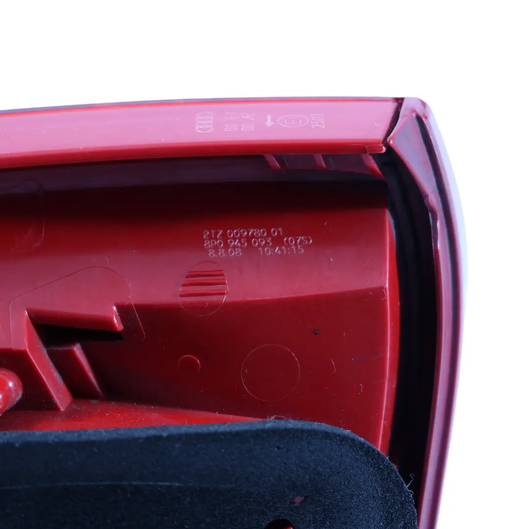 Luz Trasera Interior Izquierda 8P7945093 para Audi A3 8P Convertible con número de pieza 8P0945093 Audi A3 8P Convertible Luz Trasera Interior Izquierda 8P7945093 - SKU 8P0945093 - Número de pieza 8P0945093
