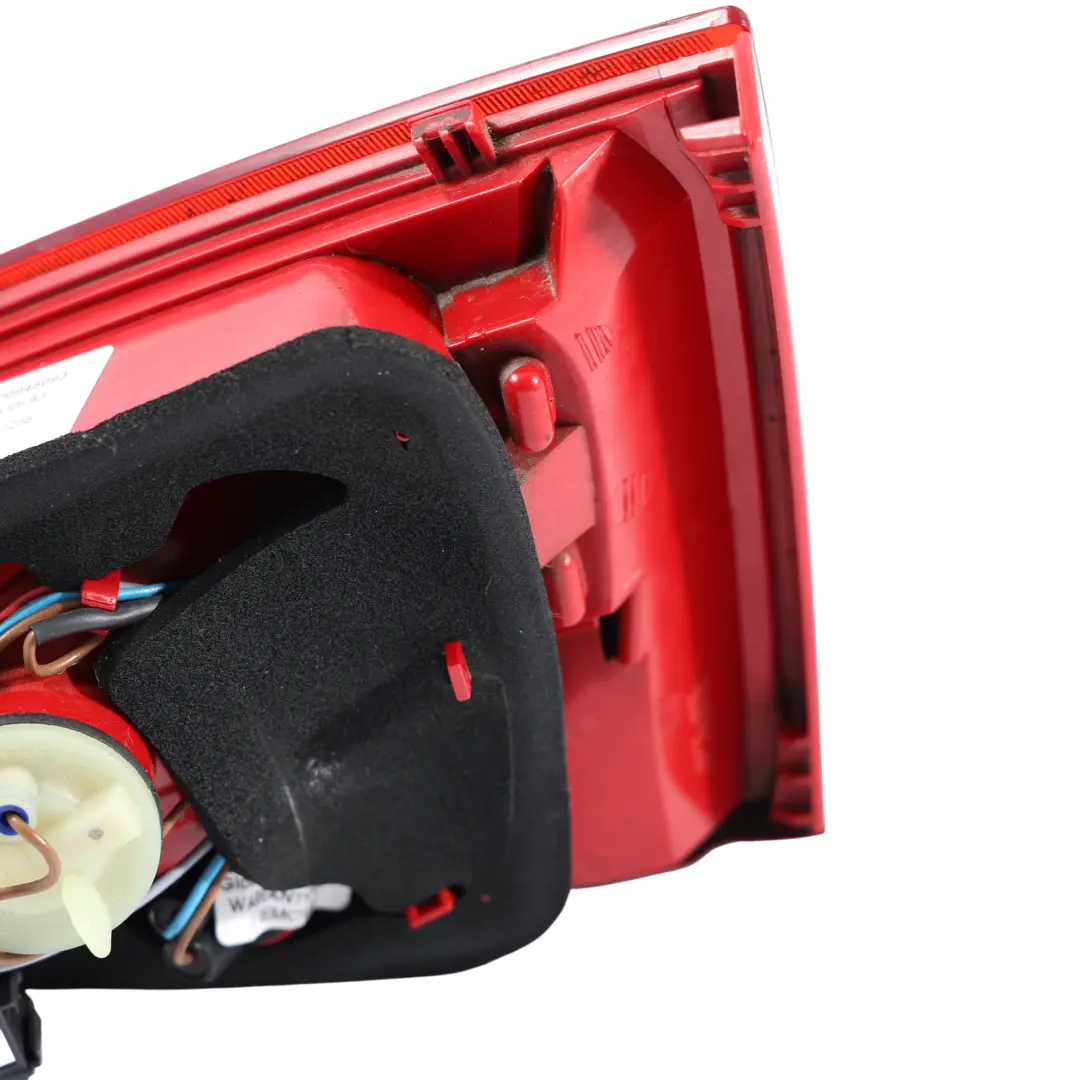 Audi A3 8P Cabrio Fanale Posteriore Interno Portellone Sinistro 8P7945093 - SKU 8P0945093 - Numero di parte 8P0945093