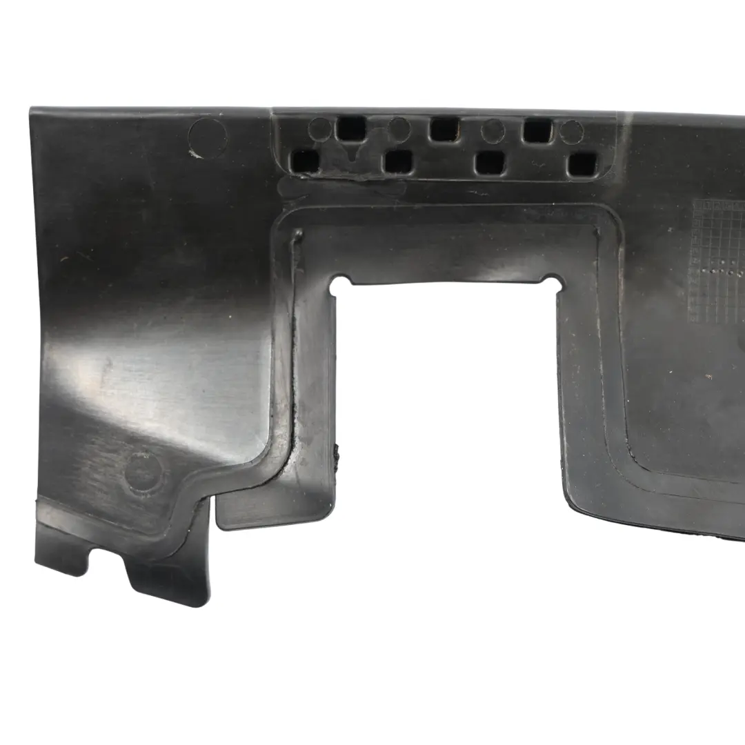 Audi A3 8V Anteriore Destro Radiatore Condotto Aria Guida Paraurti - SKU 8P4121284B - Numero di parte 8P4121284B