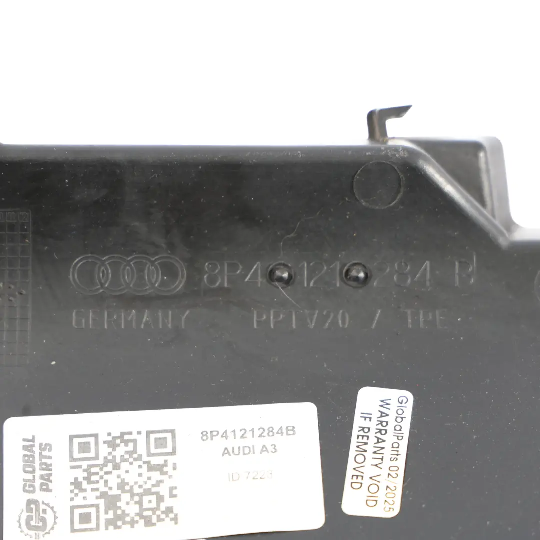 Guide De Conduit D'Air De Radiateur Avant Droit Audi A3 8V - SKU 8P4121284B - Numéro de pièce 8P4121284B