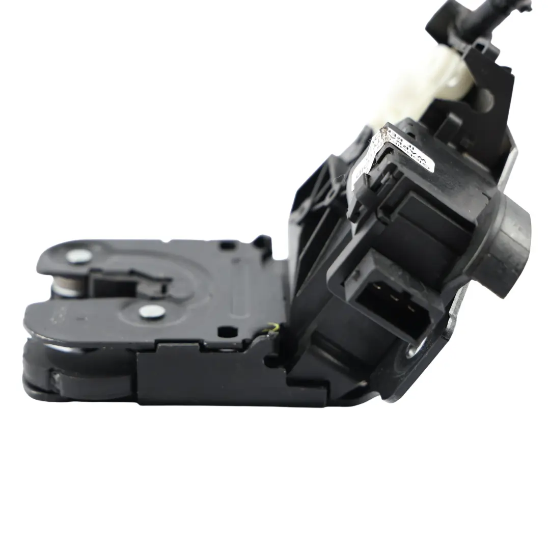 Mechanizm Zamka Tył Tylnej Klapy Bagażnika do Audi TT 8J o numerze 8P4827505D Audi TT 8J Mechanizm Zamka Tył Tylnej Klapy Bagażnika - SKU 8P4827505D - Numer Części 8P4827505D