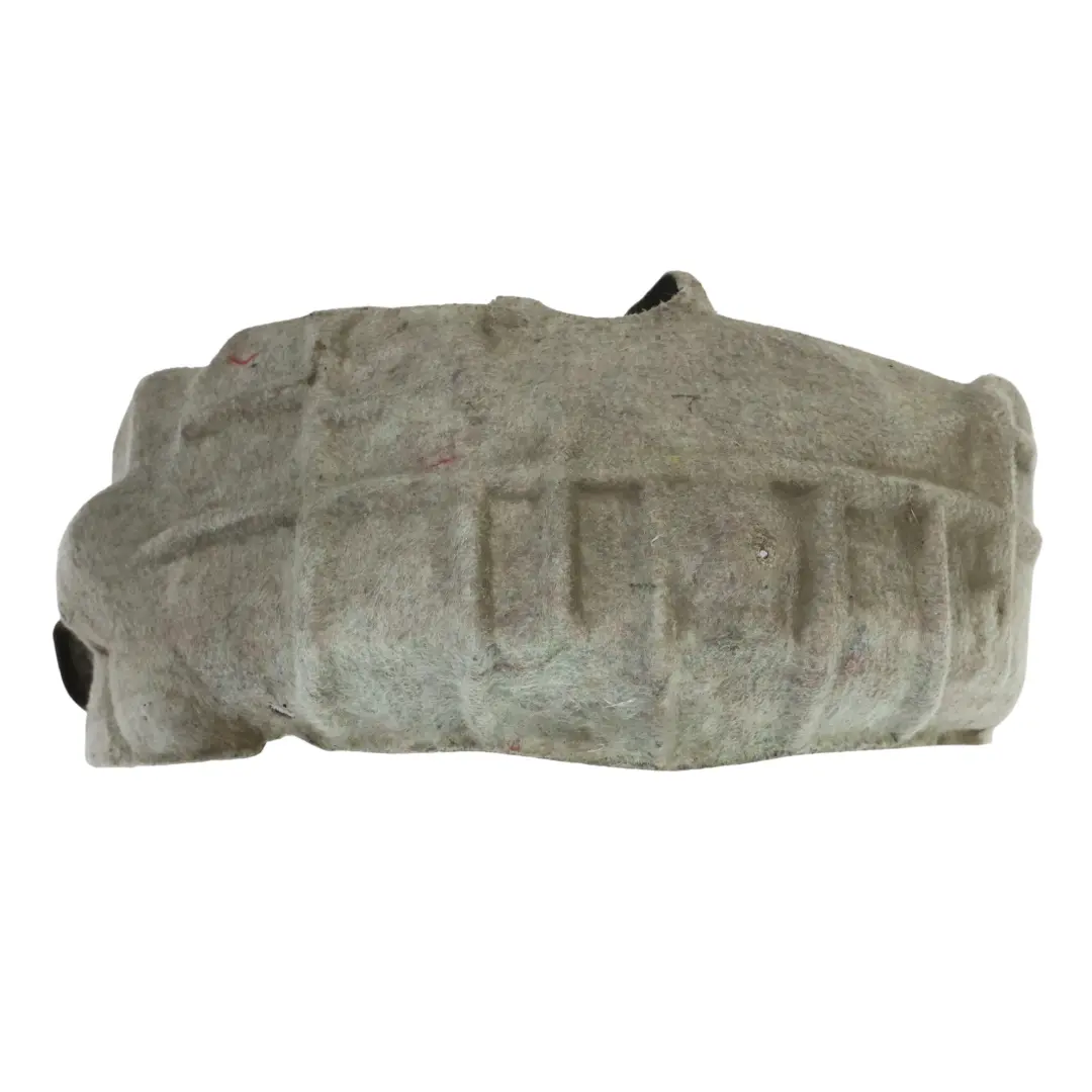 Tapa Del Paso De Rueda Trasero Derecho para Audi A3 8P Convertible con número de pieza 8P7810172 Audi A3 8P Convertible Tapa Del Paso De Rueda Trasero Derecho - SKU 8P7810172 - Número de pieza 8P7810172